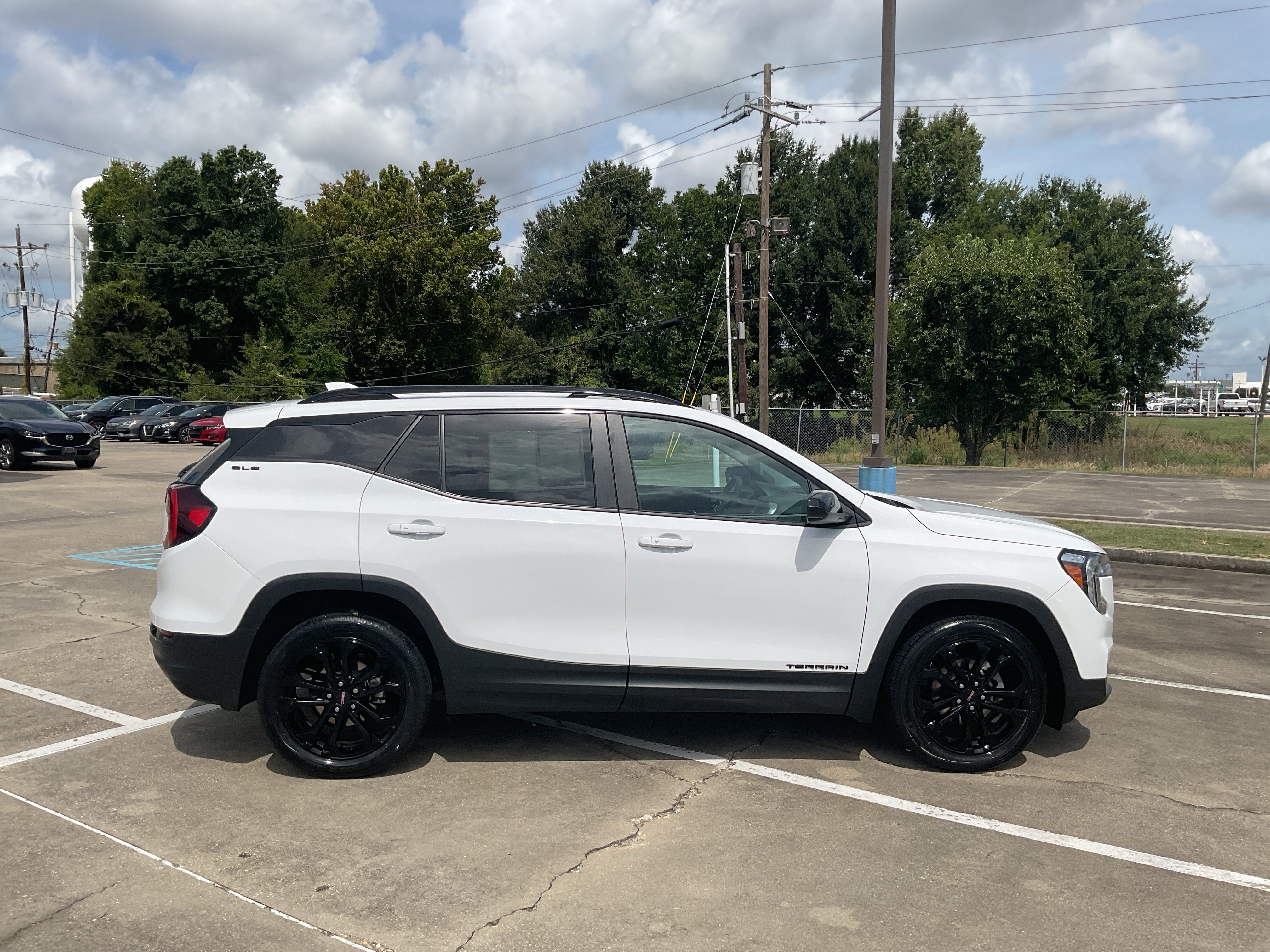 2022 GMC Terrain SLE