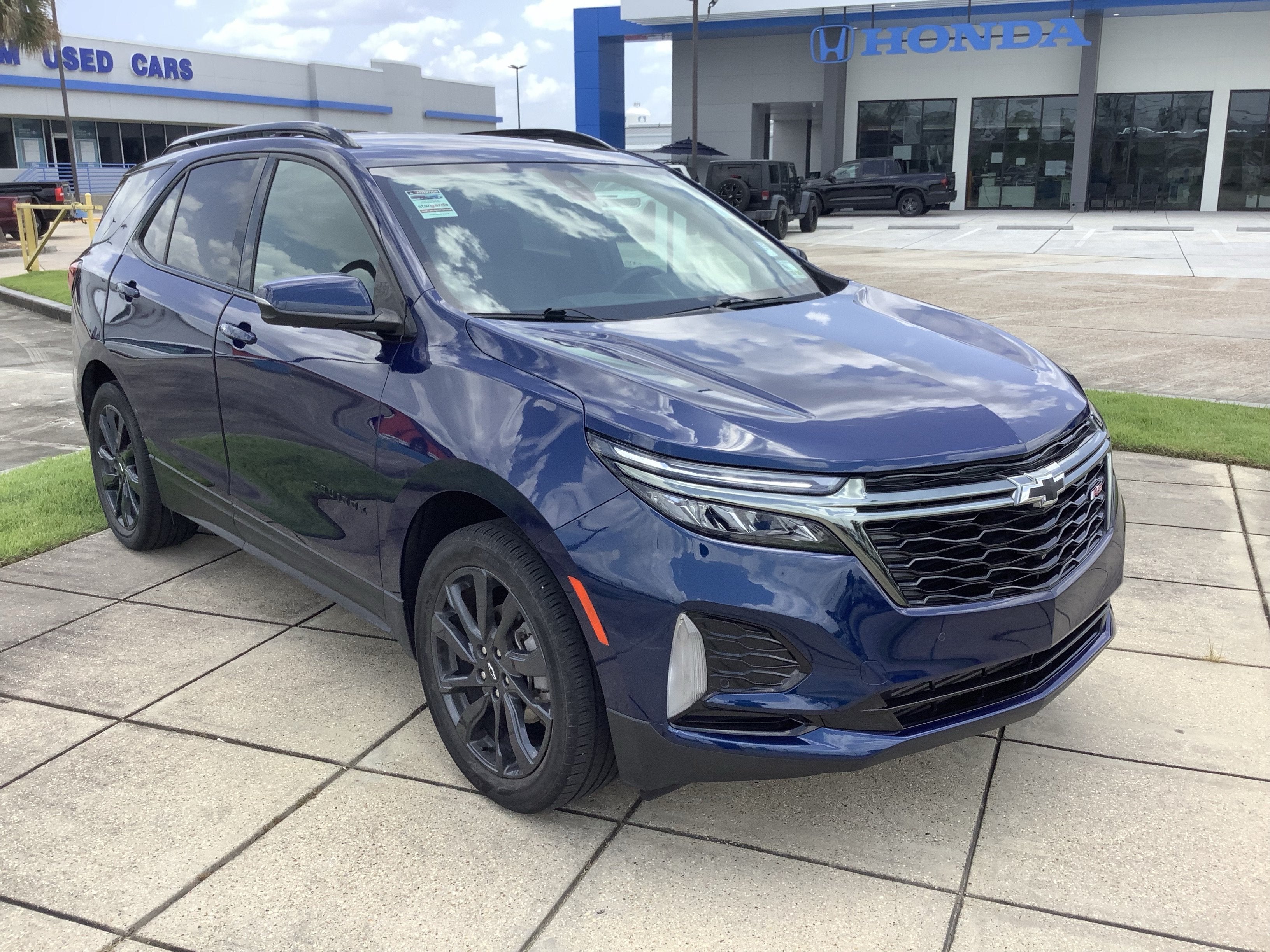 2023 Chevrolet Equinox RS