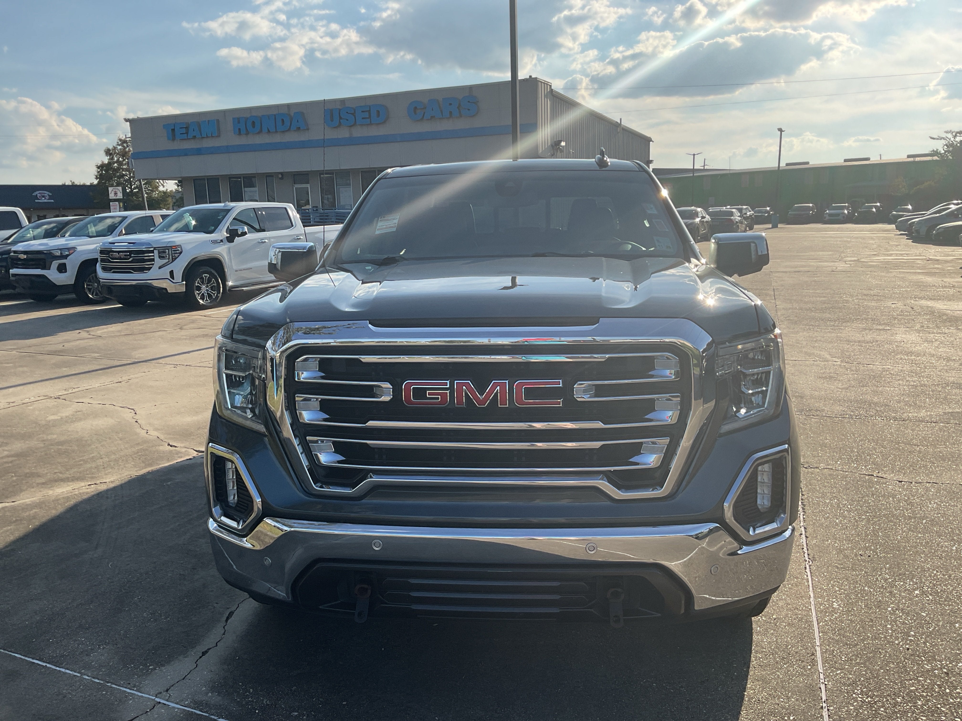 2020 GMC Sierra 1500 SLT