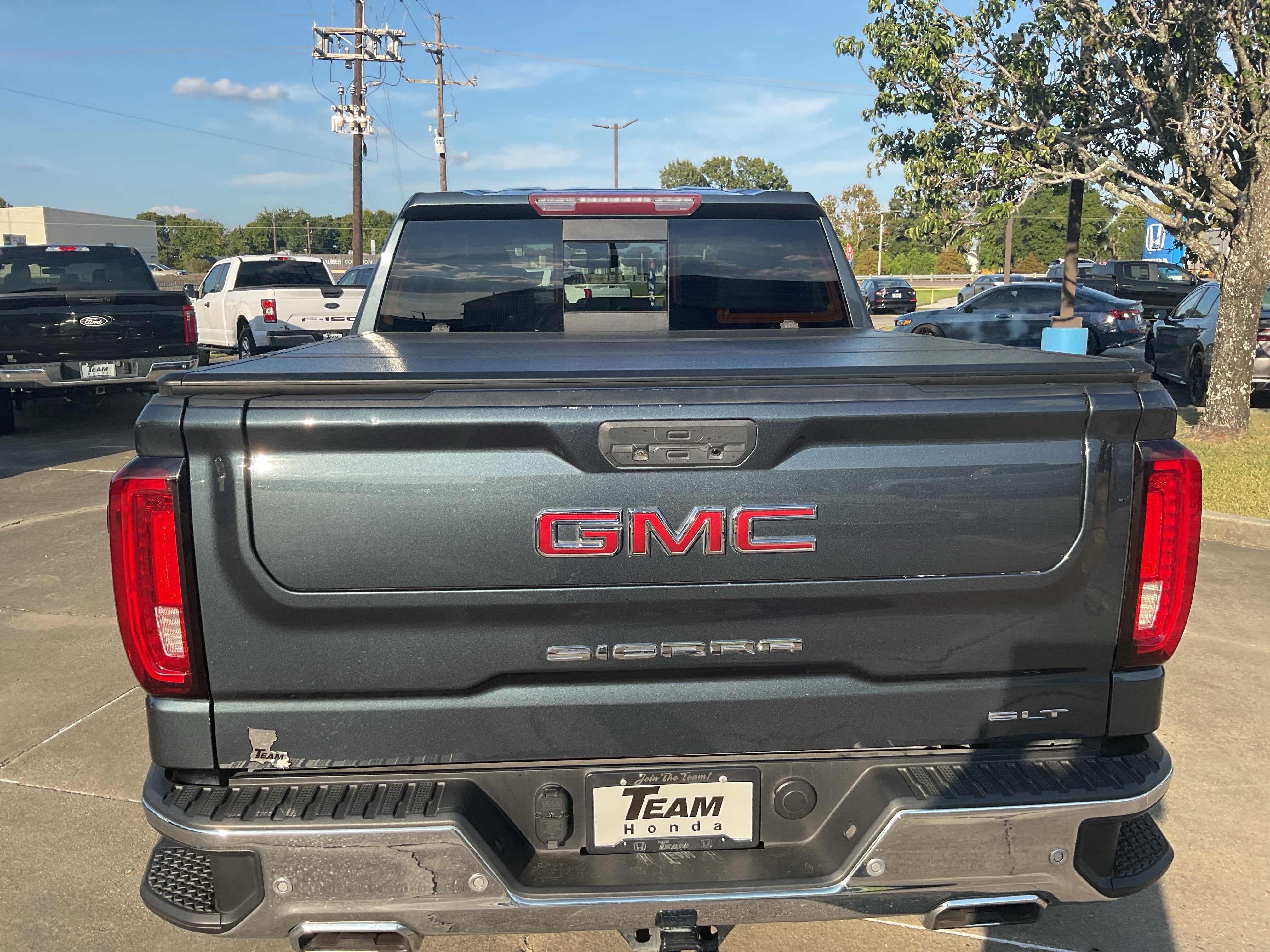 2020 GMC Sierra 1500 SLT
