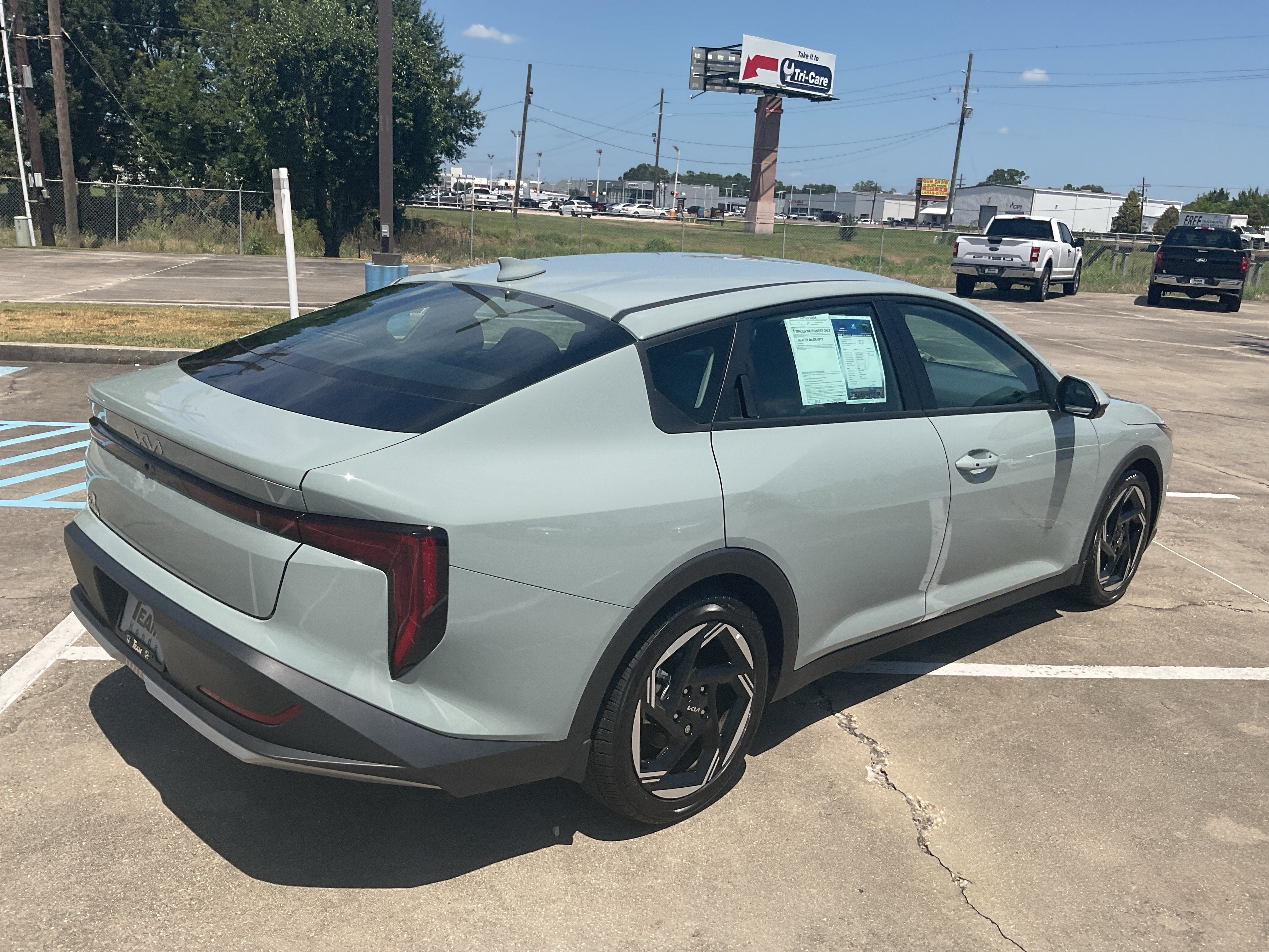 2025 Kia K4 EX