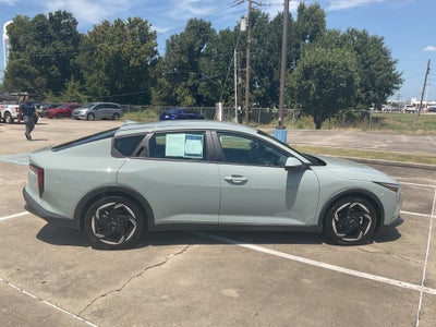 2025 Kia K4 EX