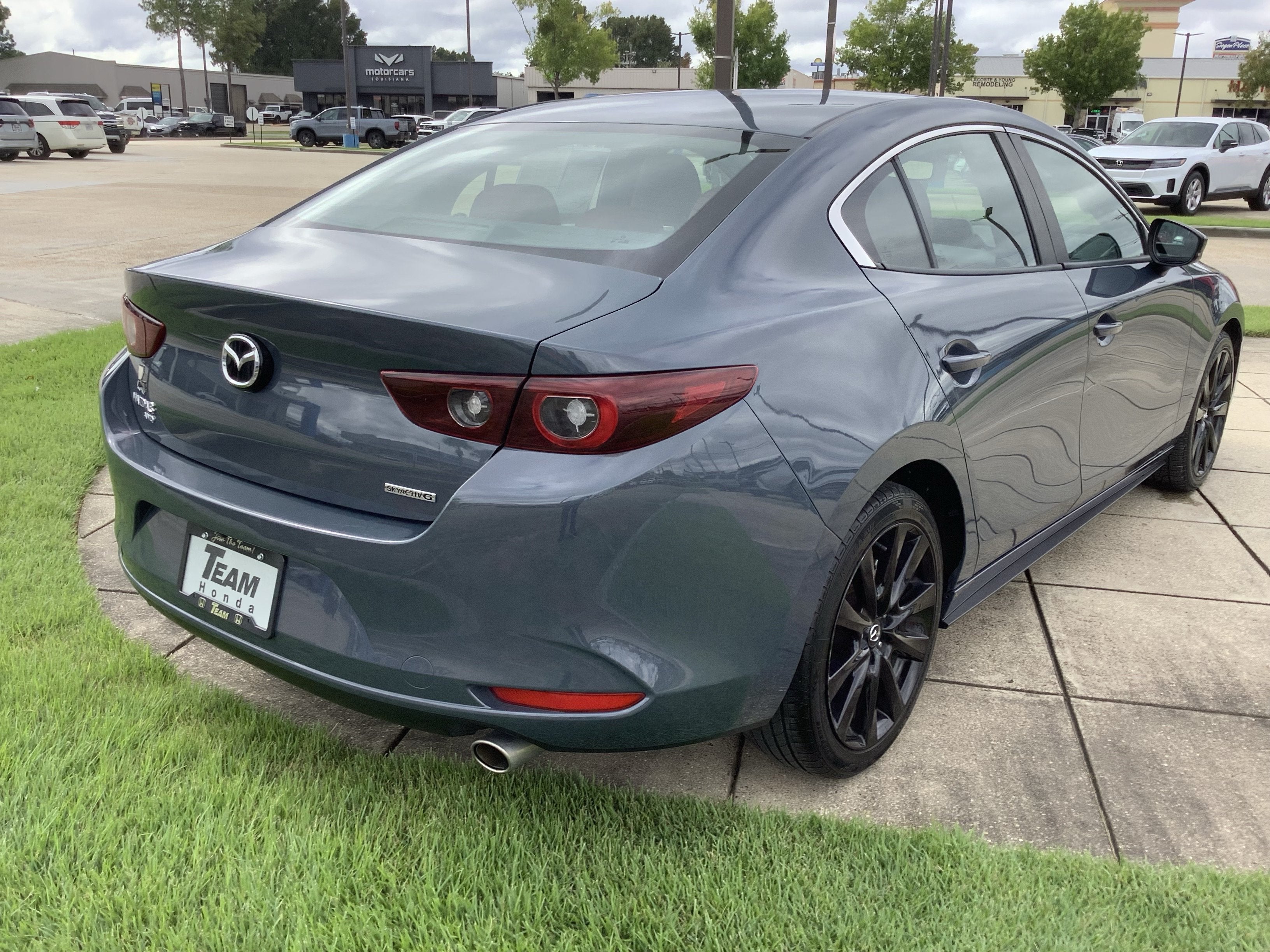 2024 Mazda Mazda3 Sedan 2.5 S Carbon Edition