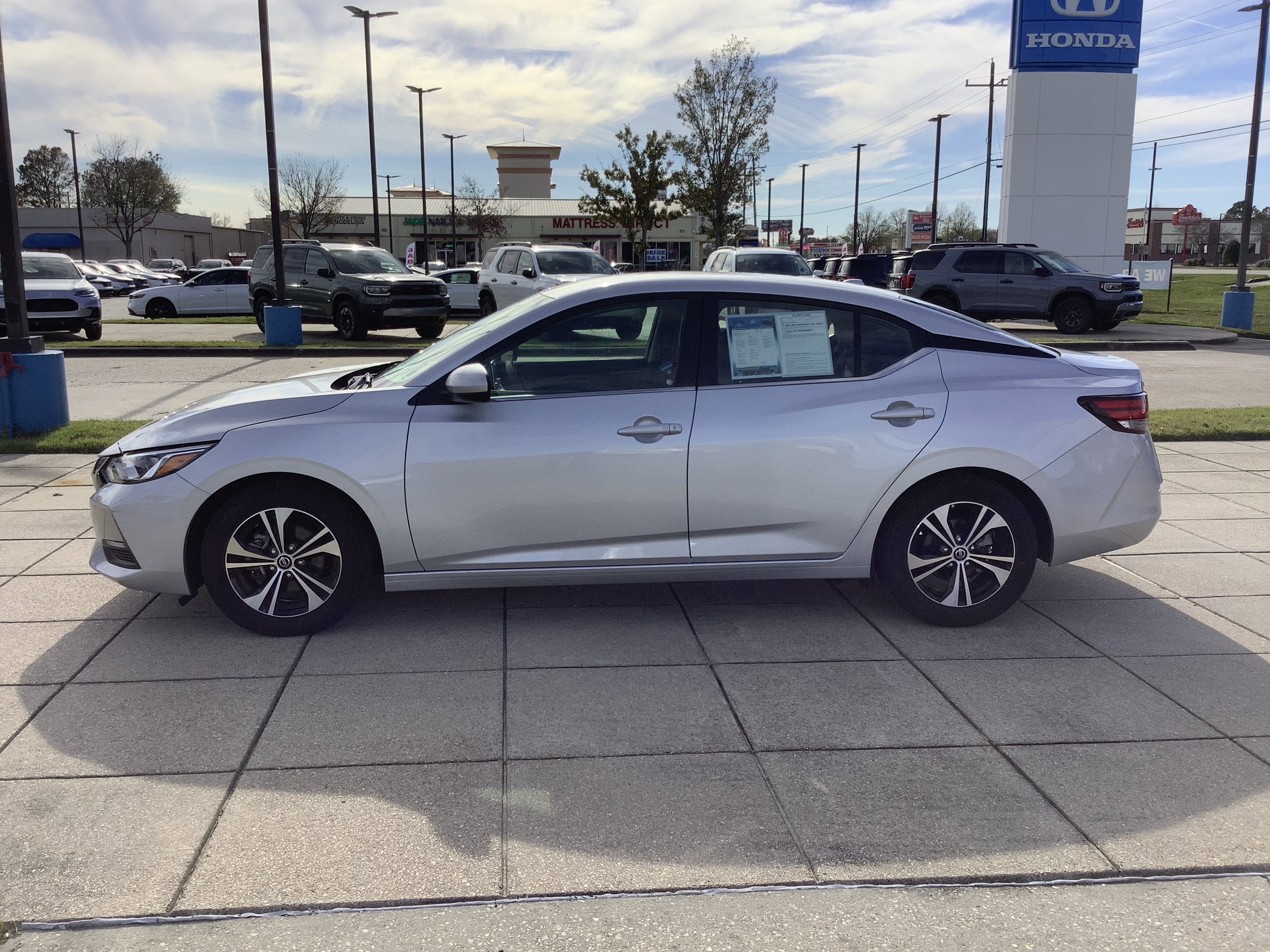 2023 Nissan Sentra SV