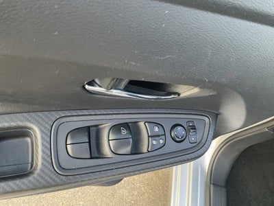 2023 Nissan Versa SV