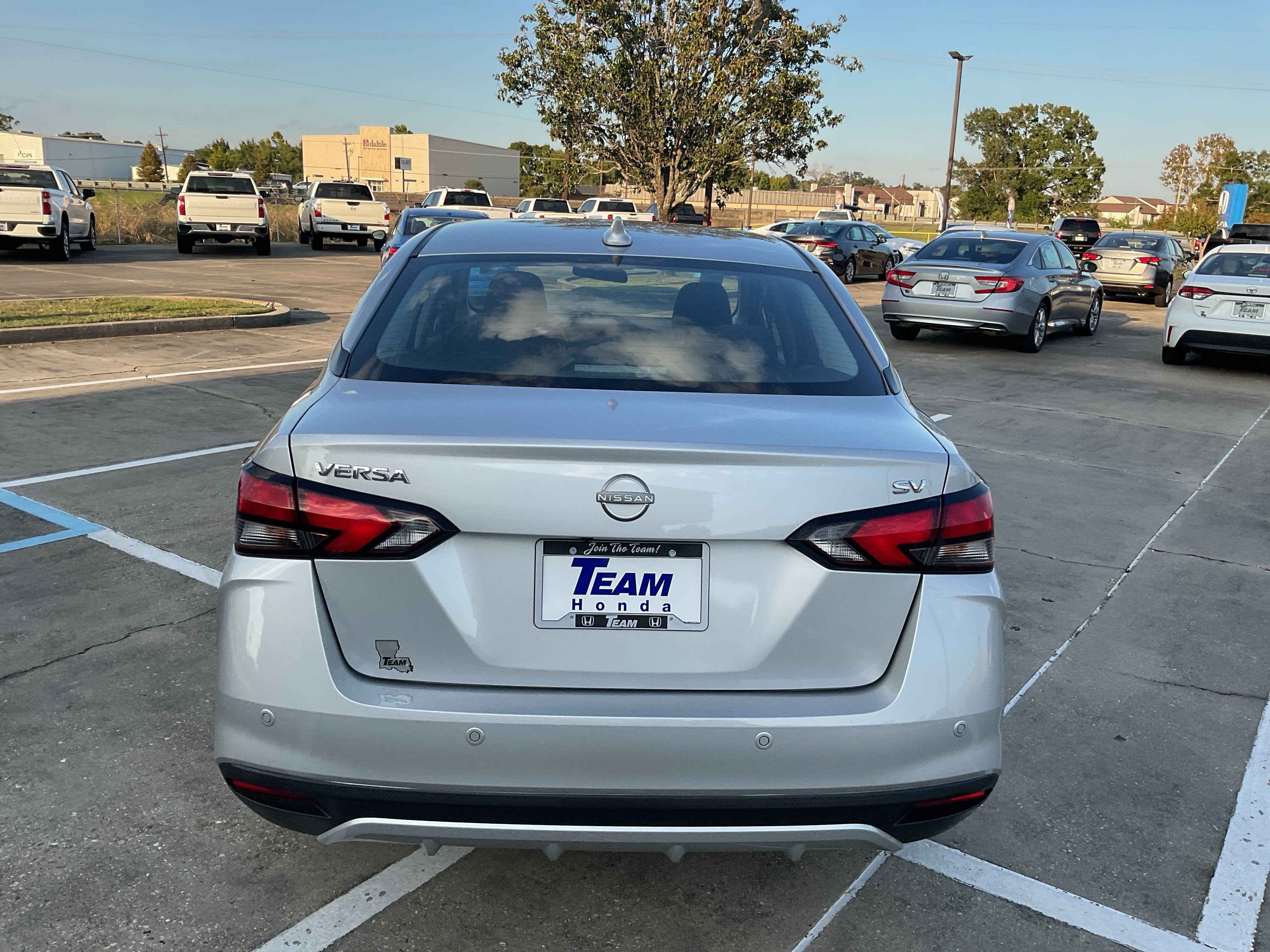 2023 Nissan Versa SV