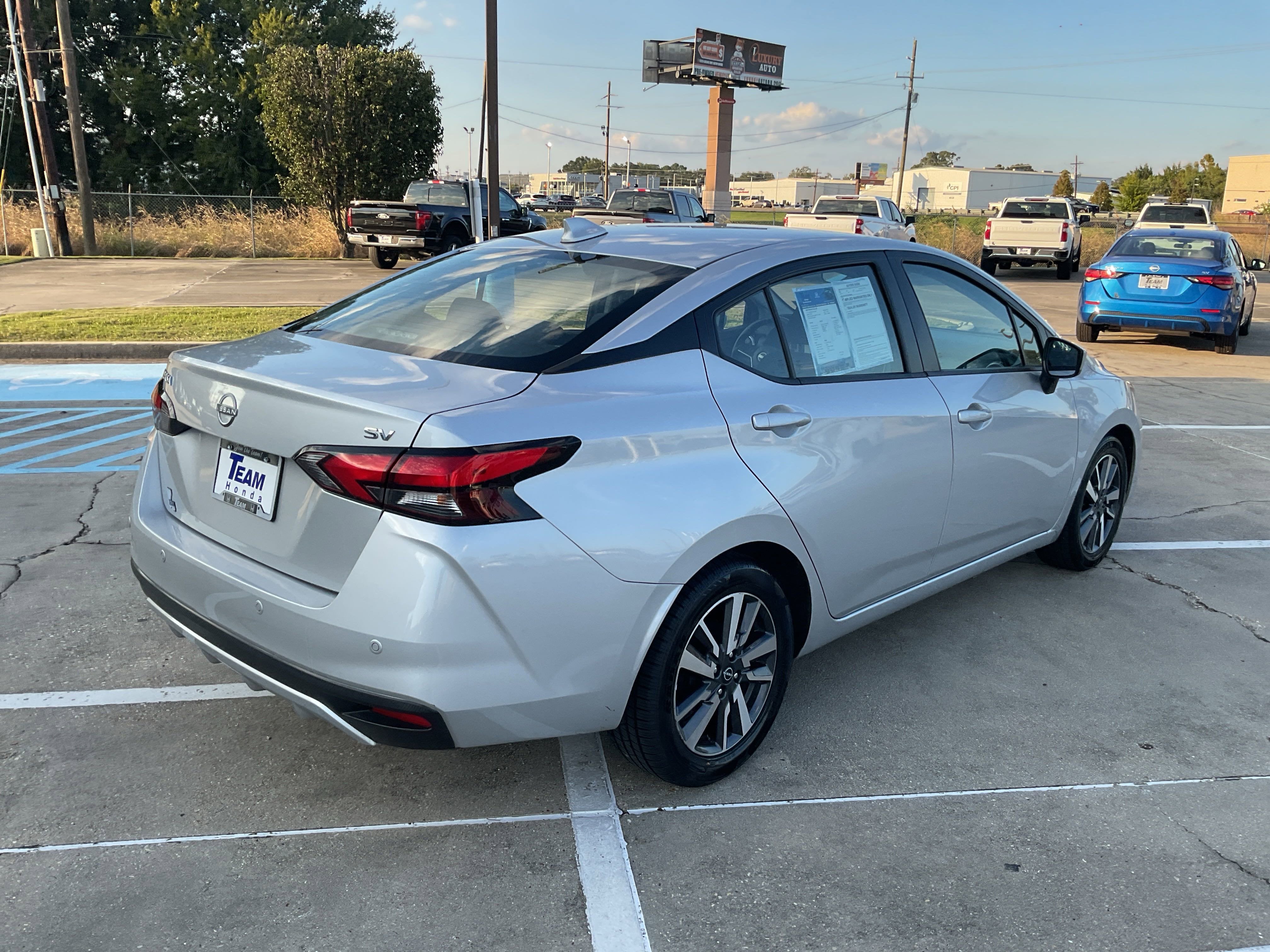 2023 Nissan Versa SV