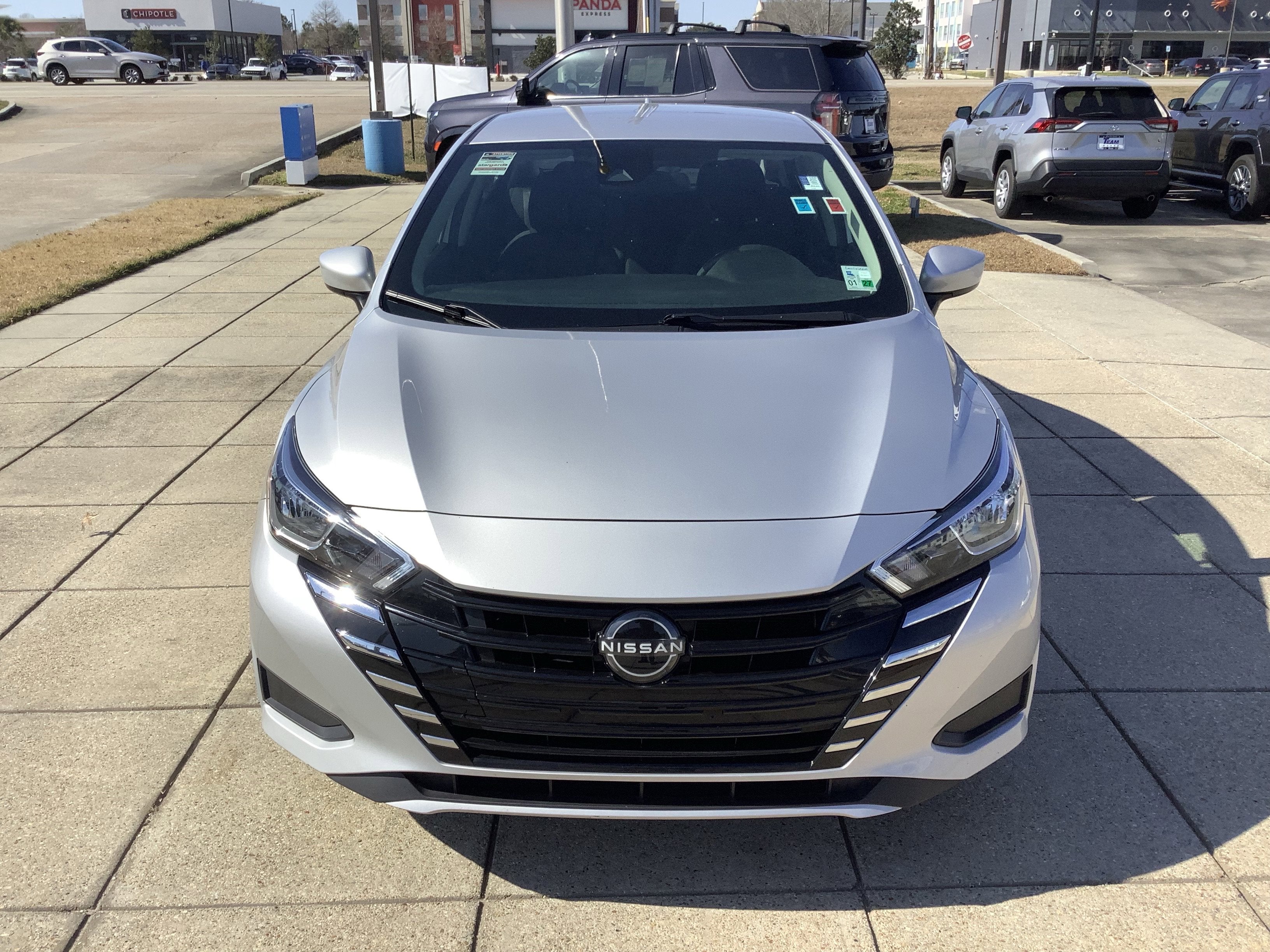 2023 Nissan Versa SV