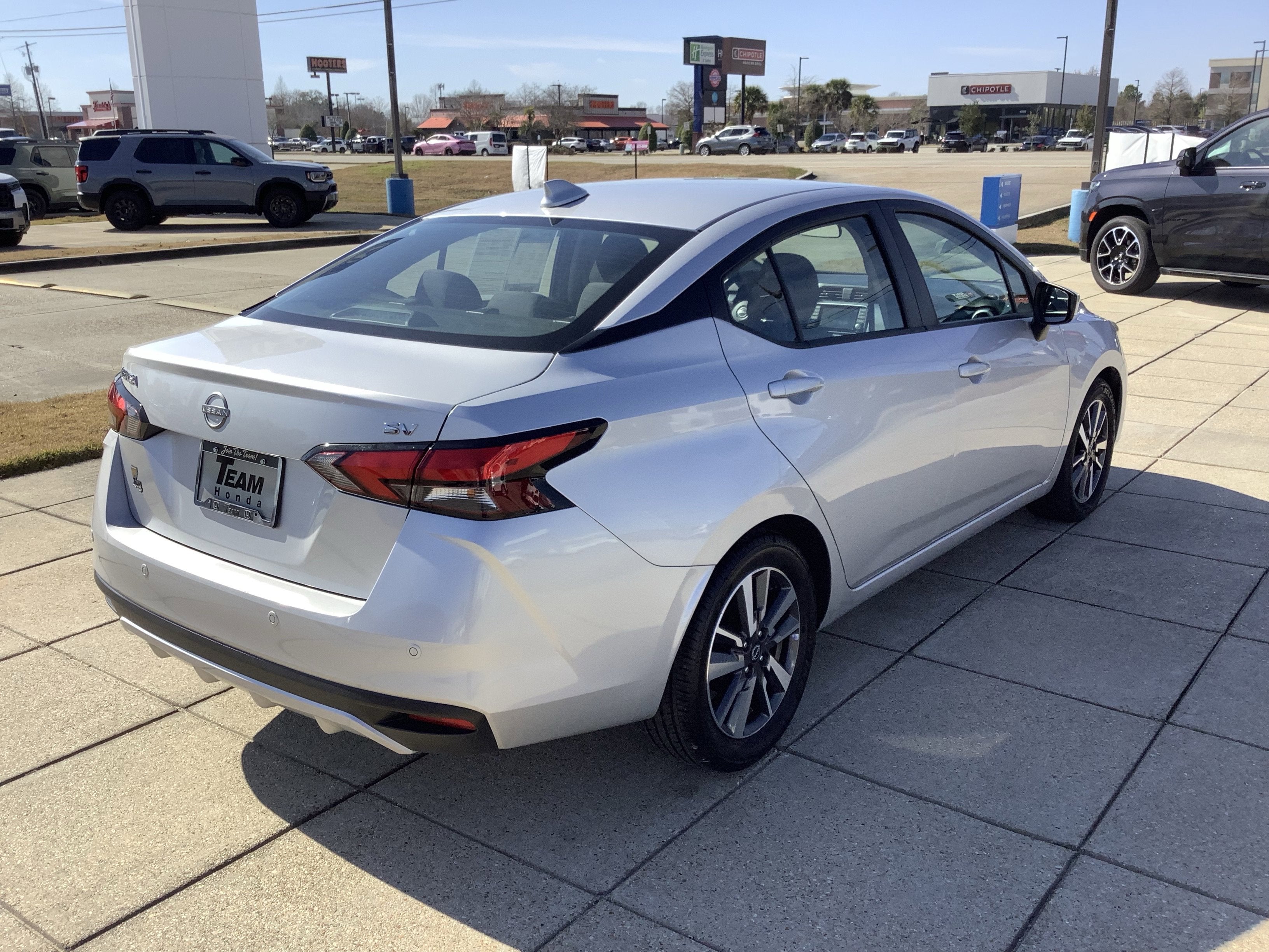 2023 Nissan Versa SV