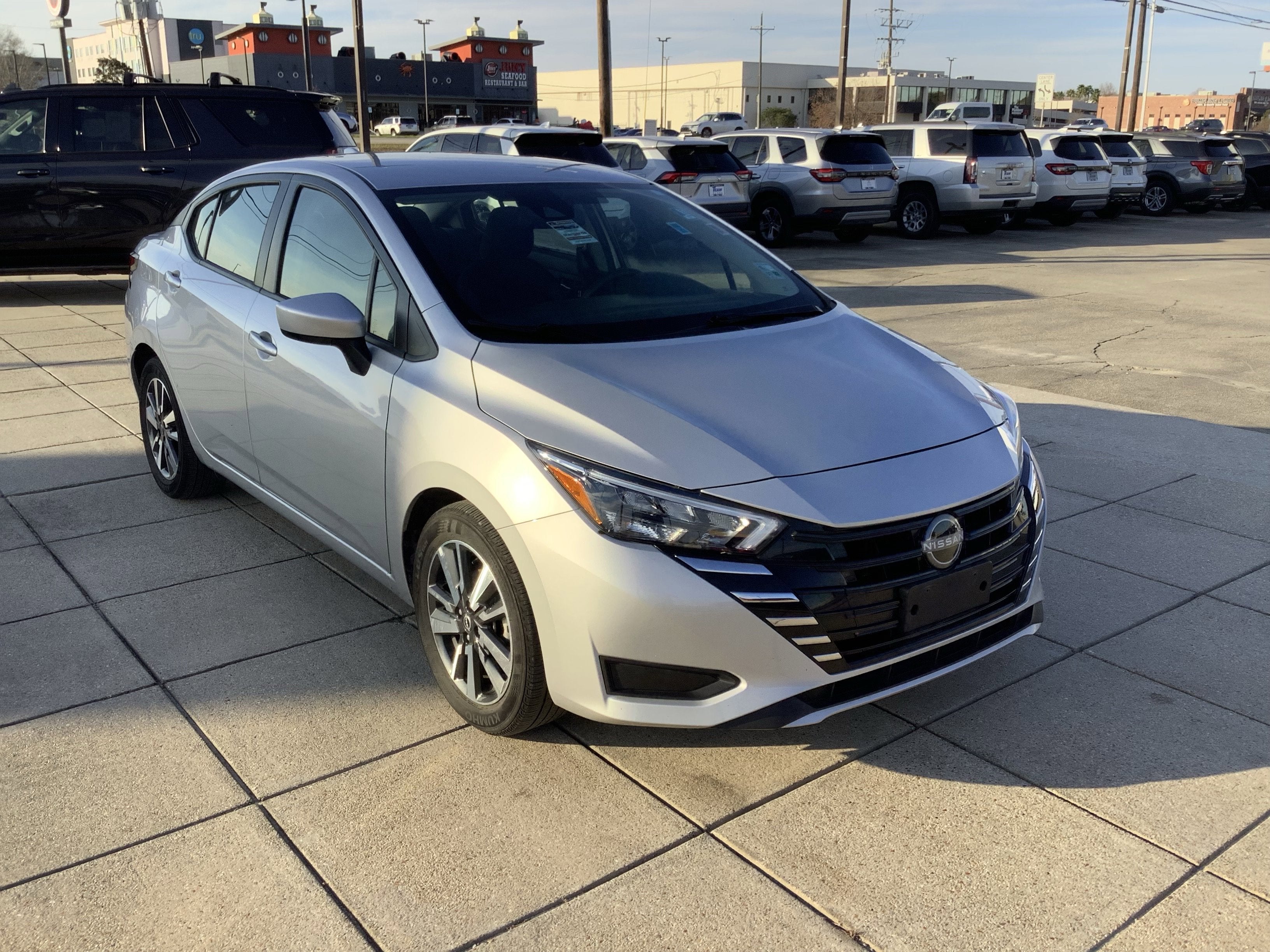 2025 Nissan Versa SV