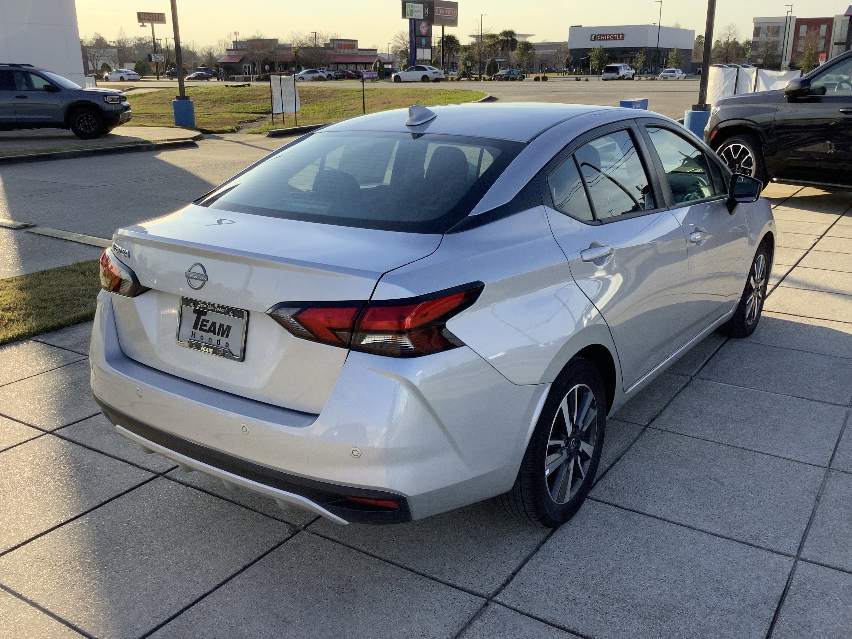 2025 Nissan Versa SV