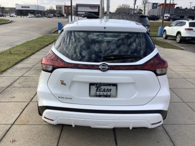 2023 Nissan Kicks S
