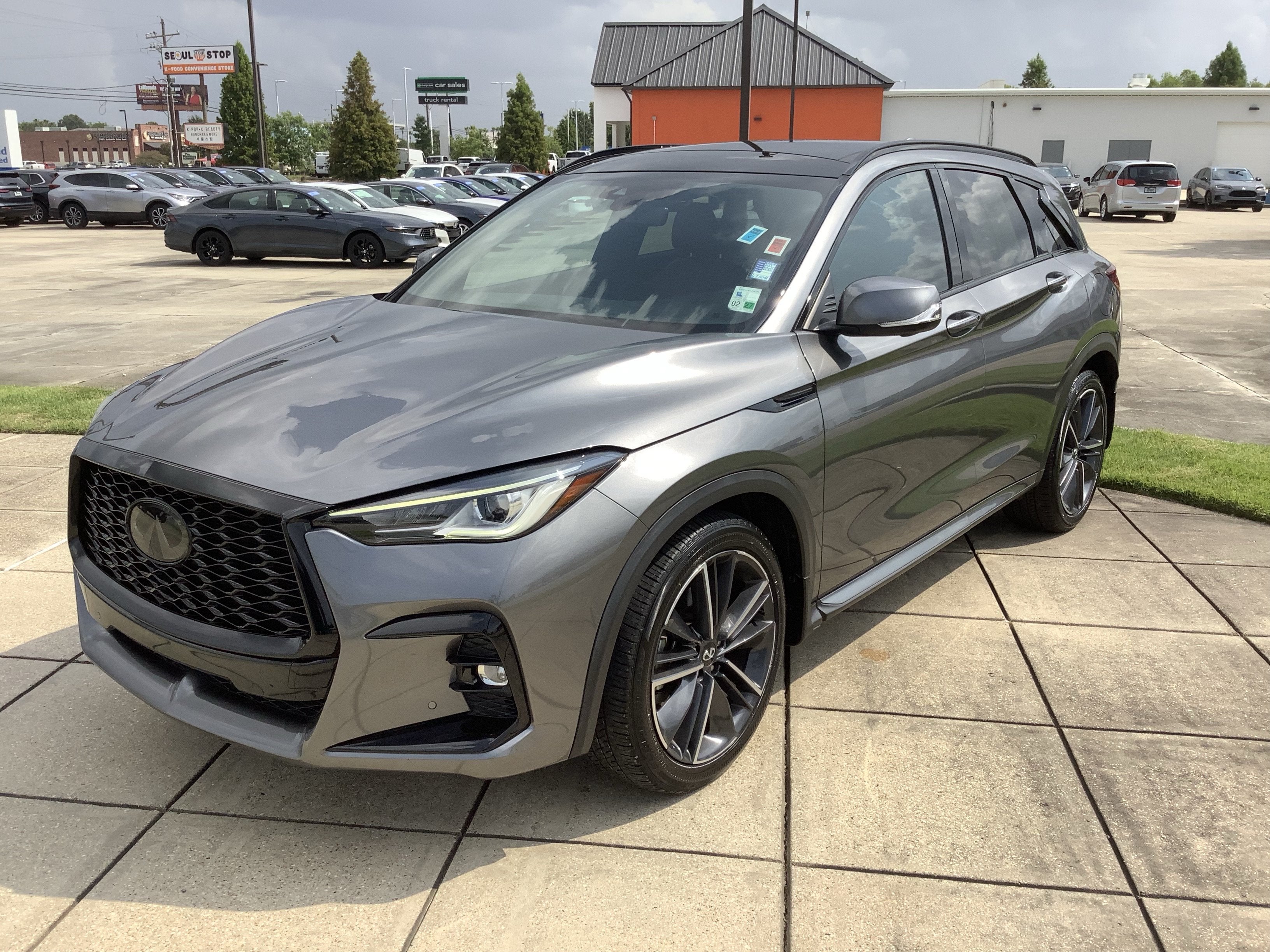 2023 INFINITI QX50 SPORT