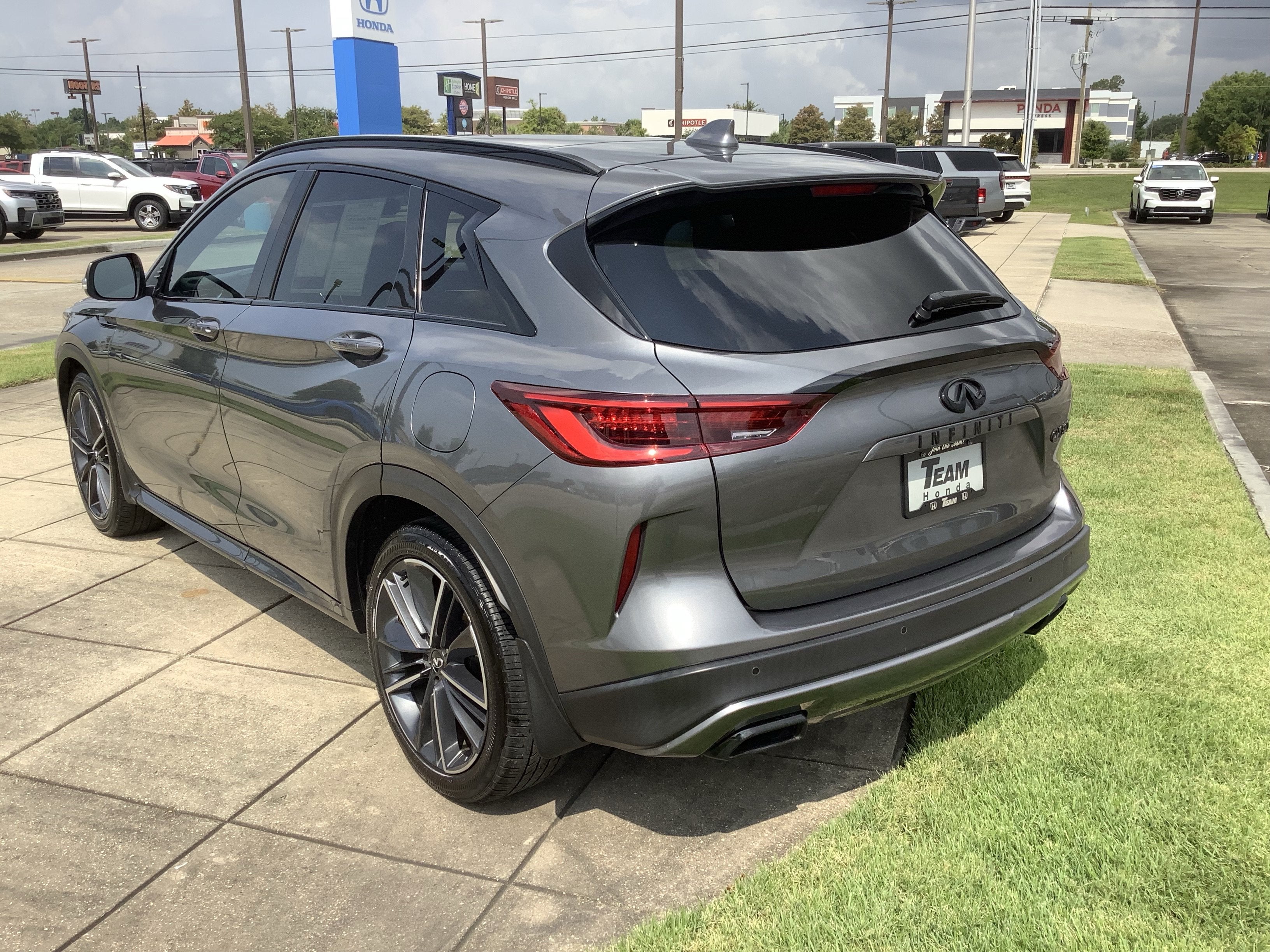 2023 INFINITI QX50 SPORT