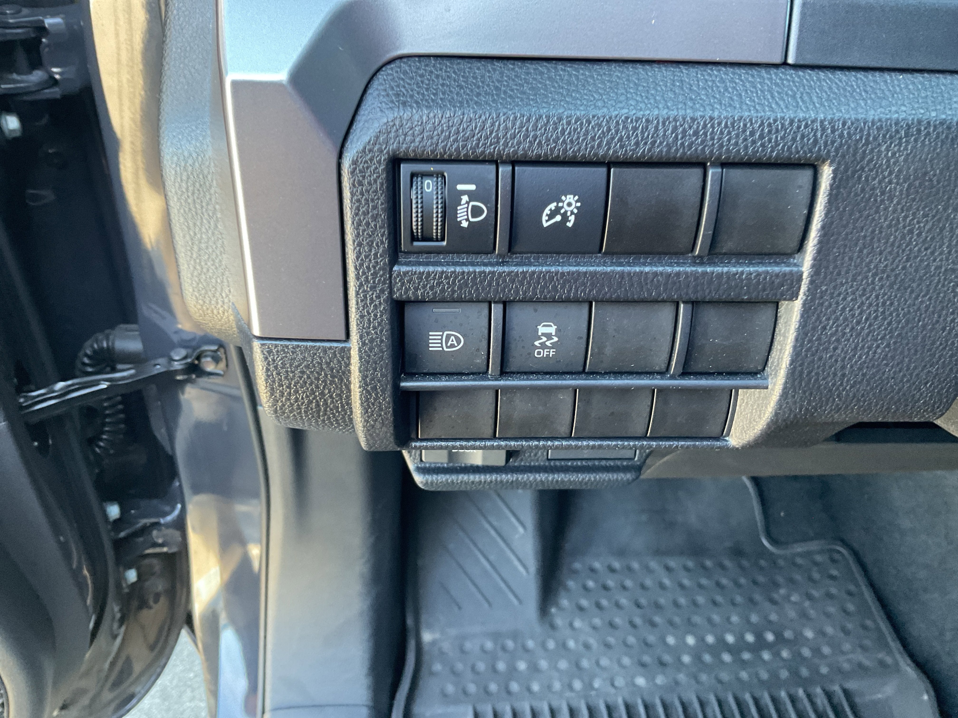 2025 Toyota Tacoma 2WD SR5