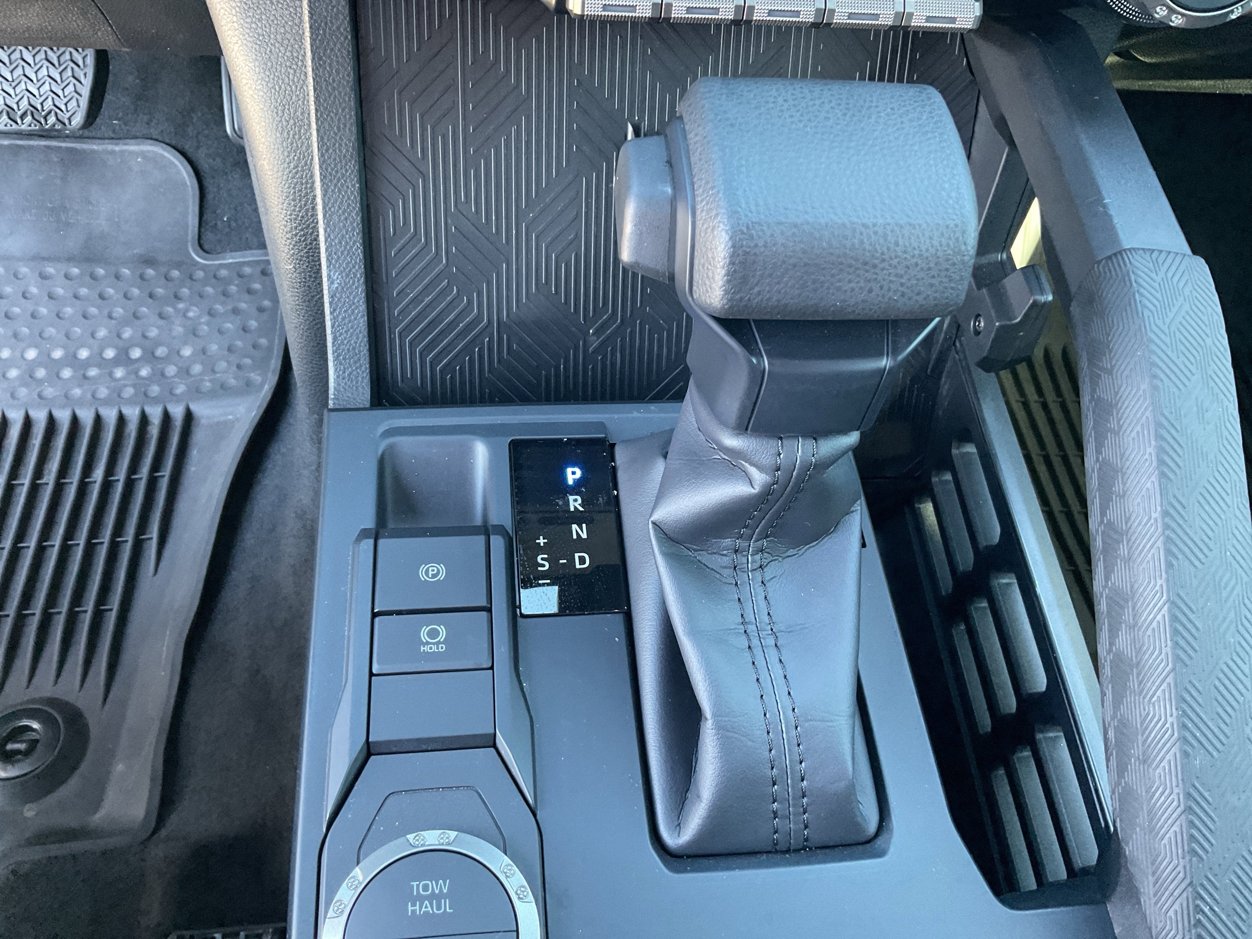 2025 Toyota Tacoma 2WD SR5