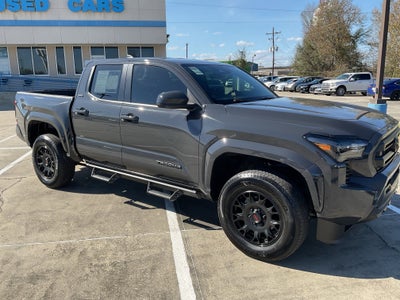 2025 Toyota Tacoma 2WD SR5