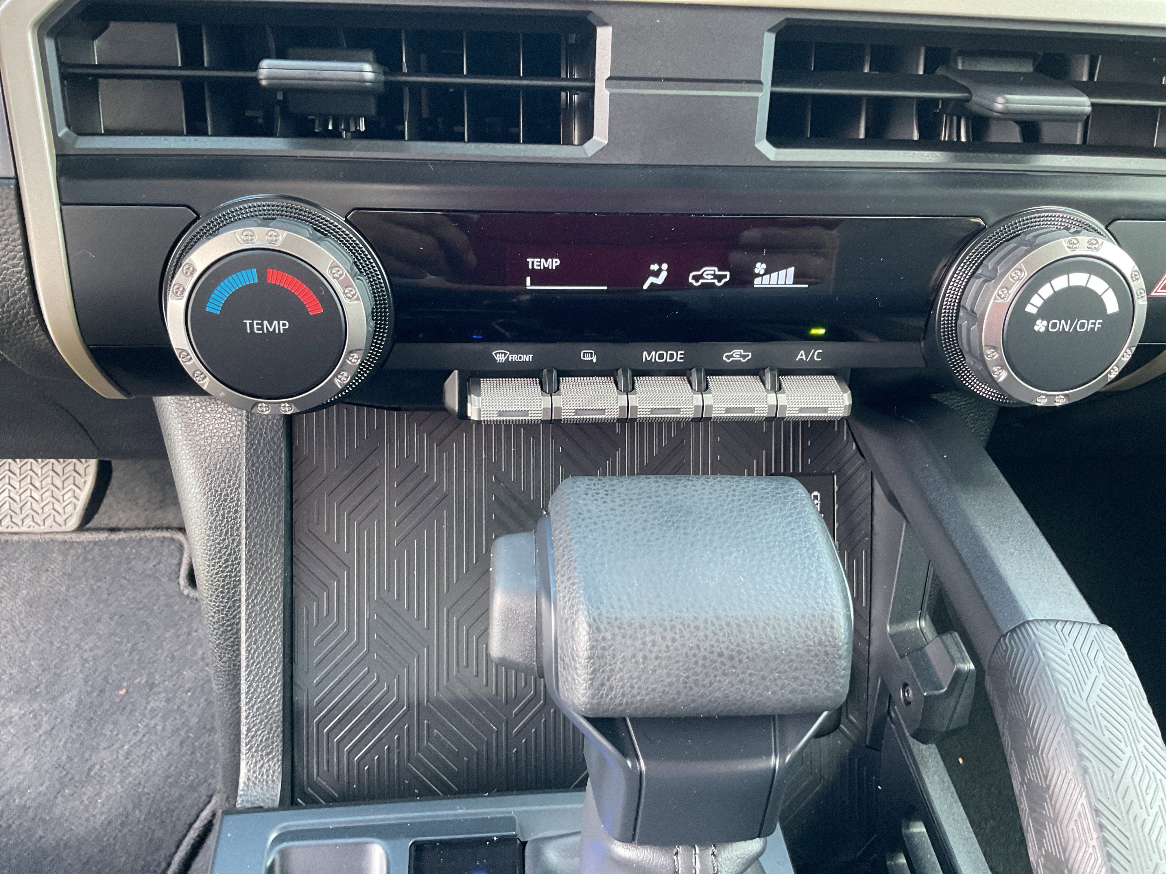 2025 Toyota Tacoma 2WD SR5