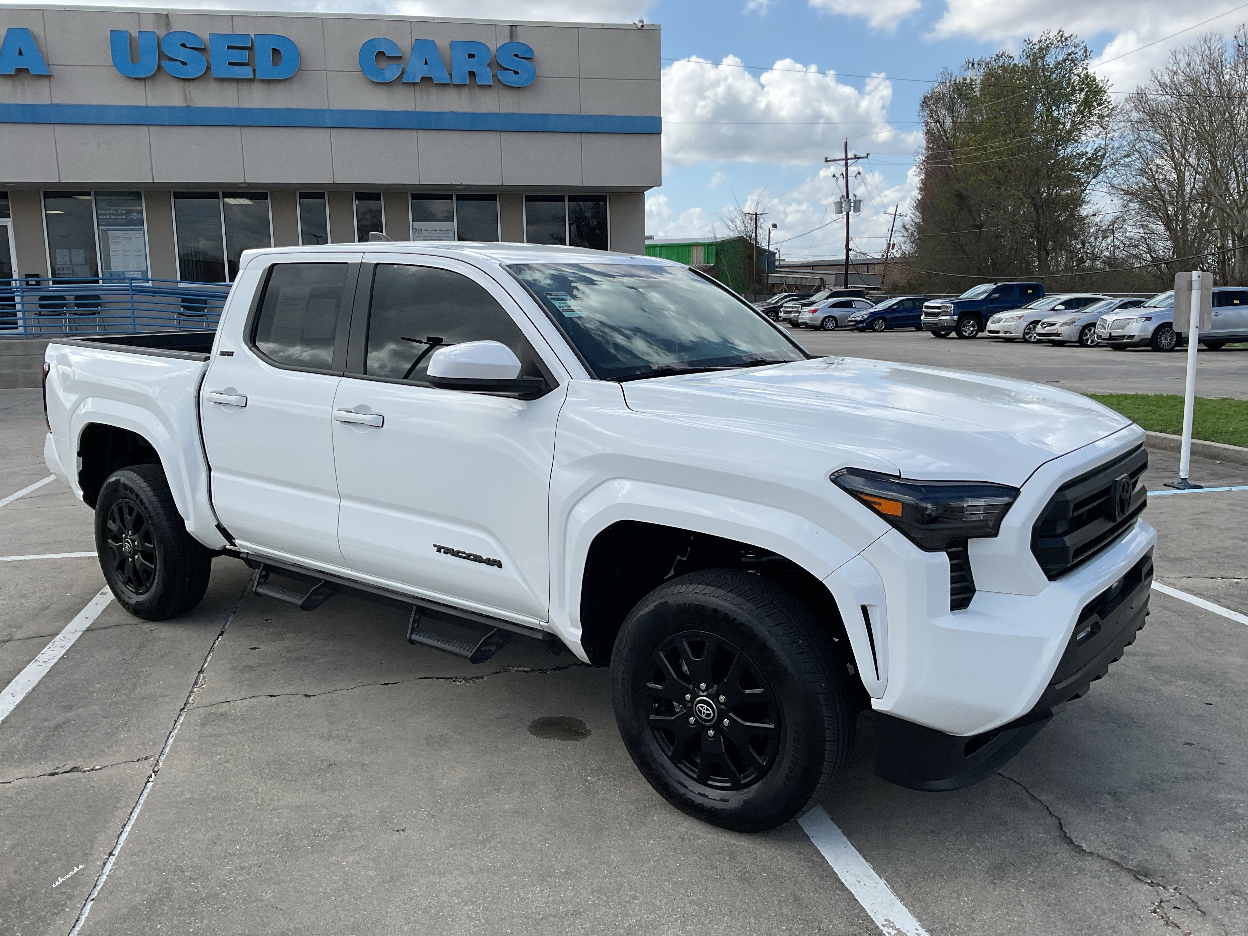 2025 Toyota Tacoma 2WD SR5