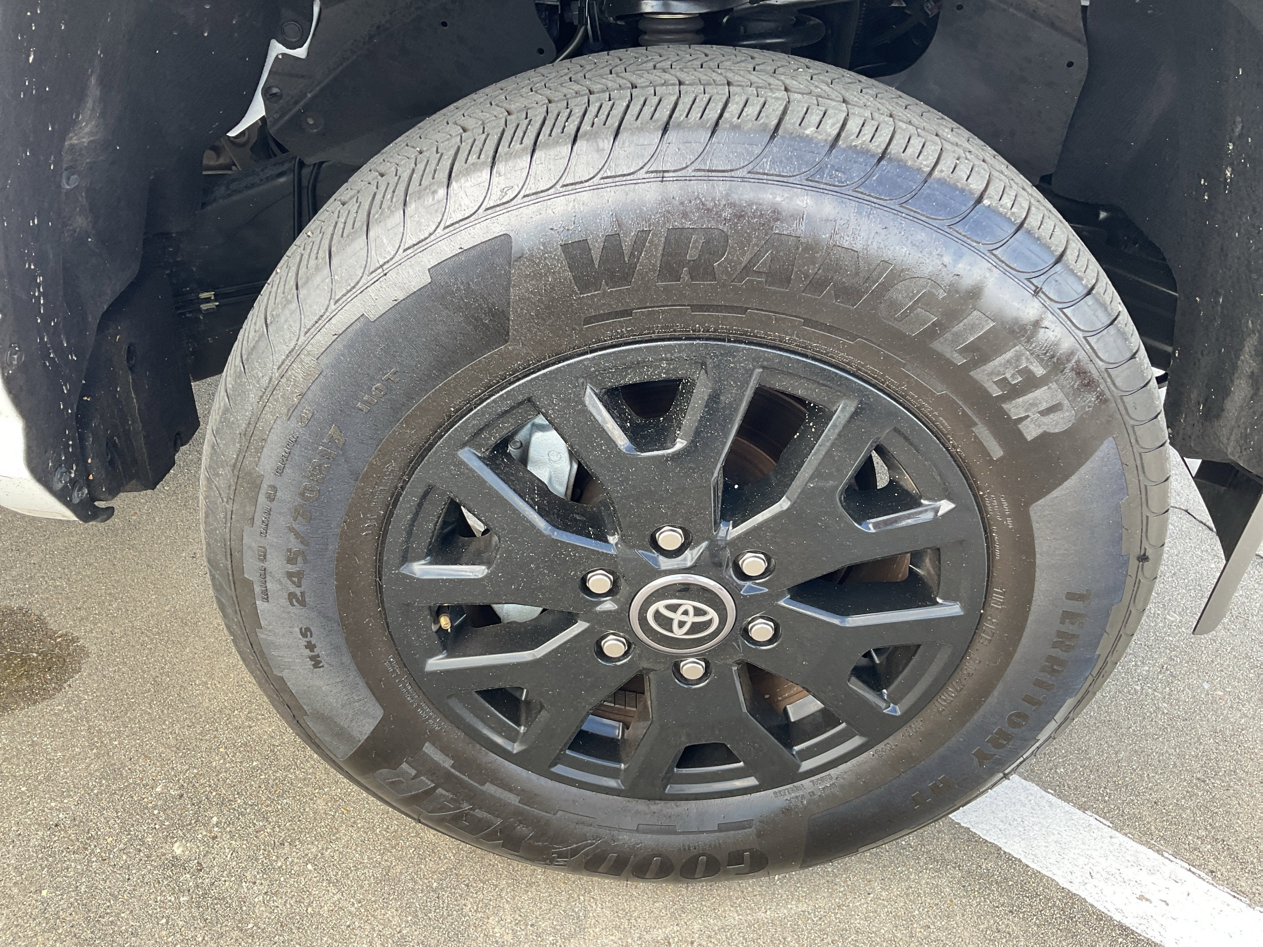 2025 Toyota Tacoma 2WD SR5