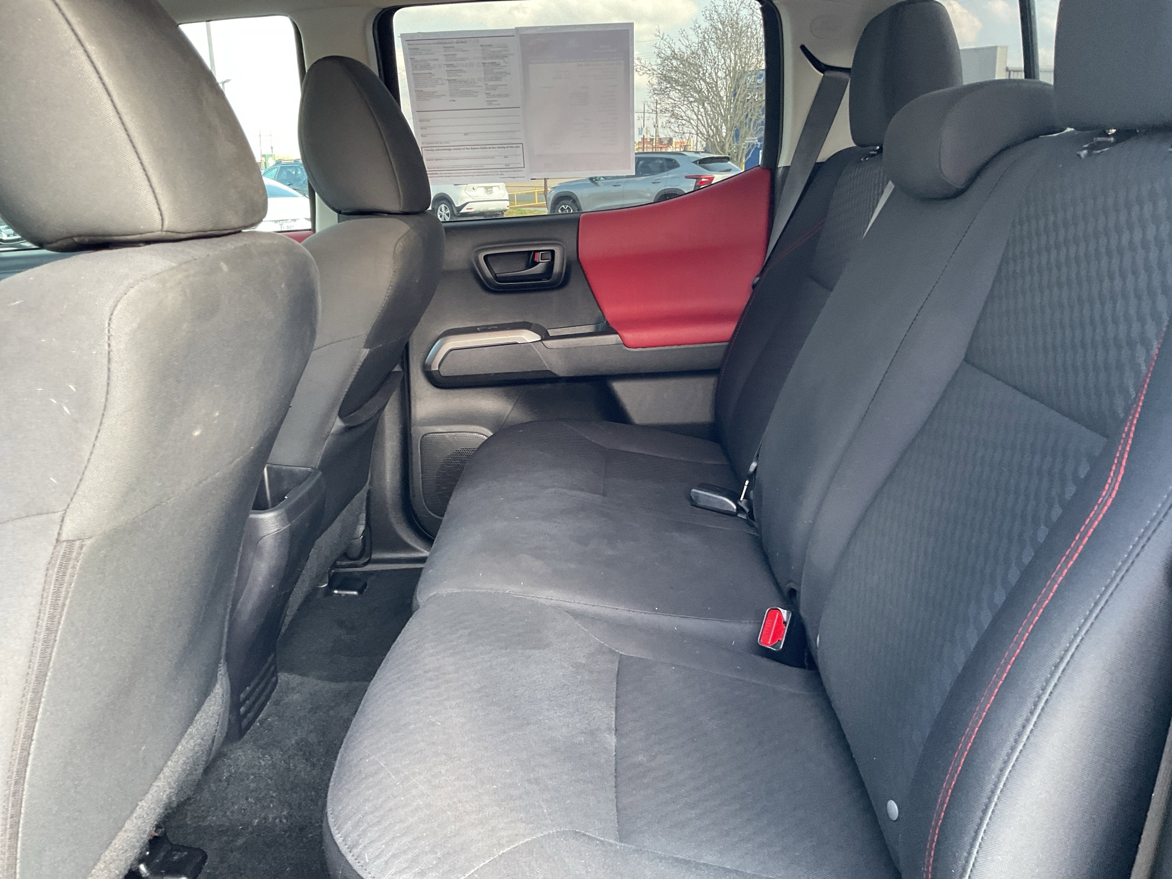 2022 Toyota Tacoma 2WD SR5