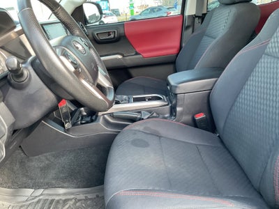 2022 Toyota Tacoma 2WD SR5