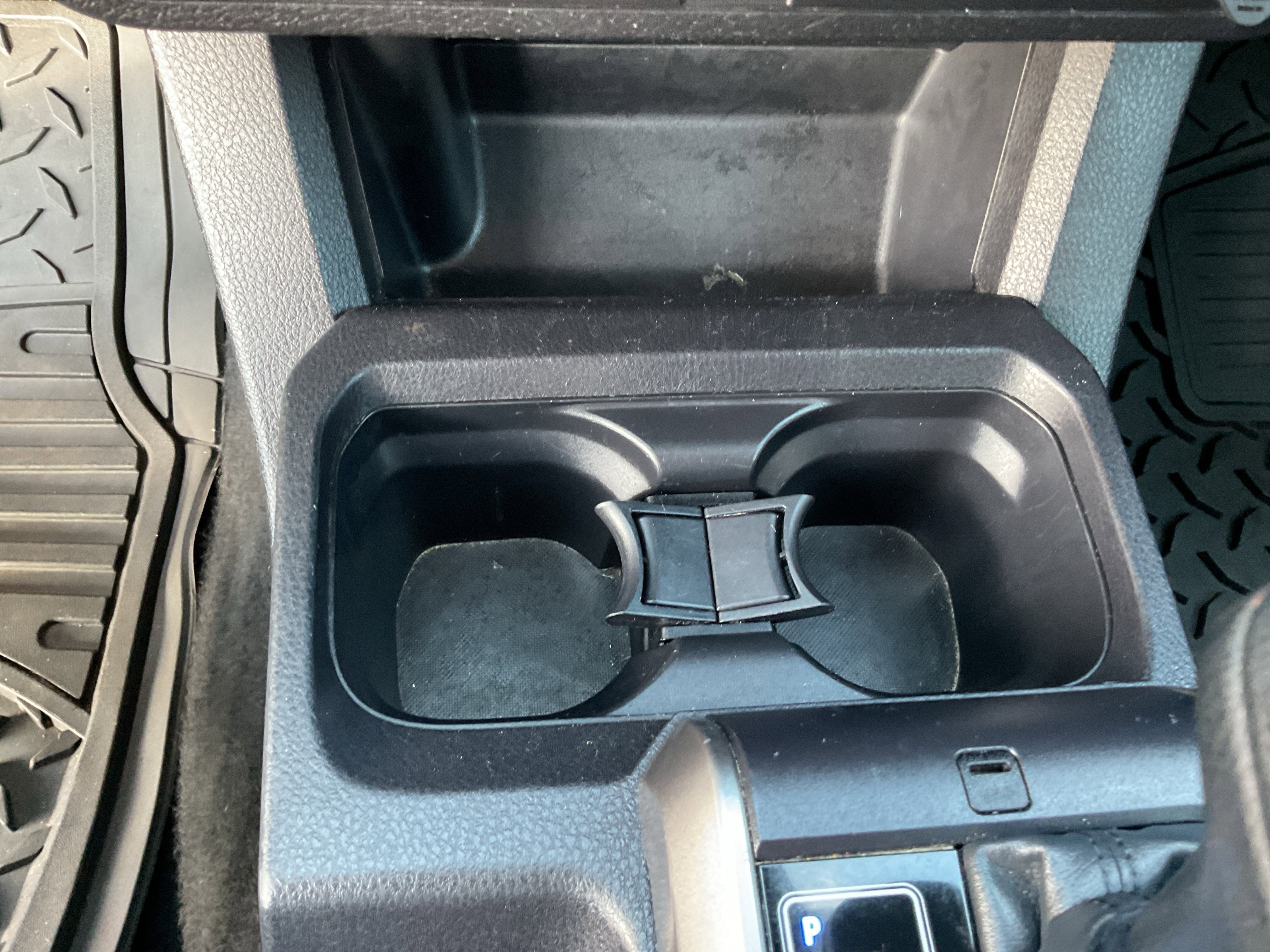 2022 Toyota Tacoma 2WD SR5