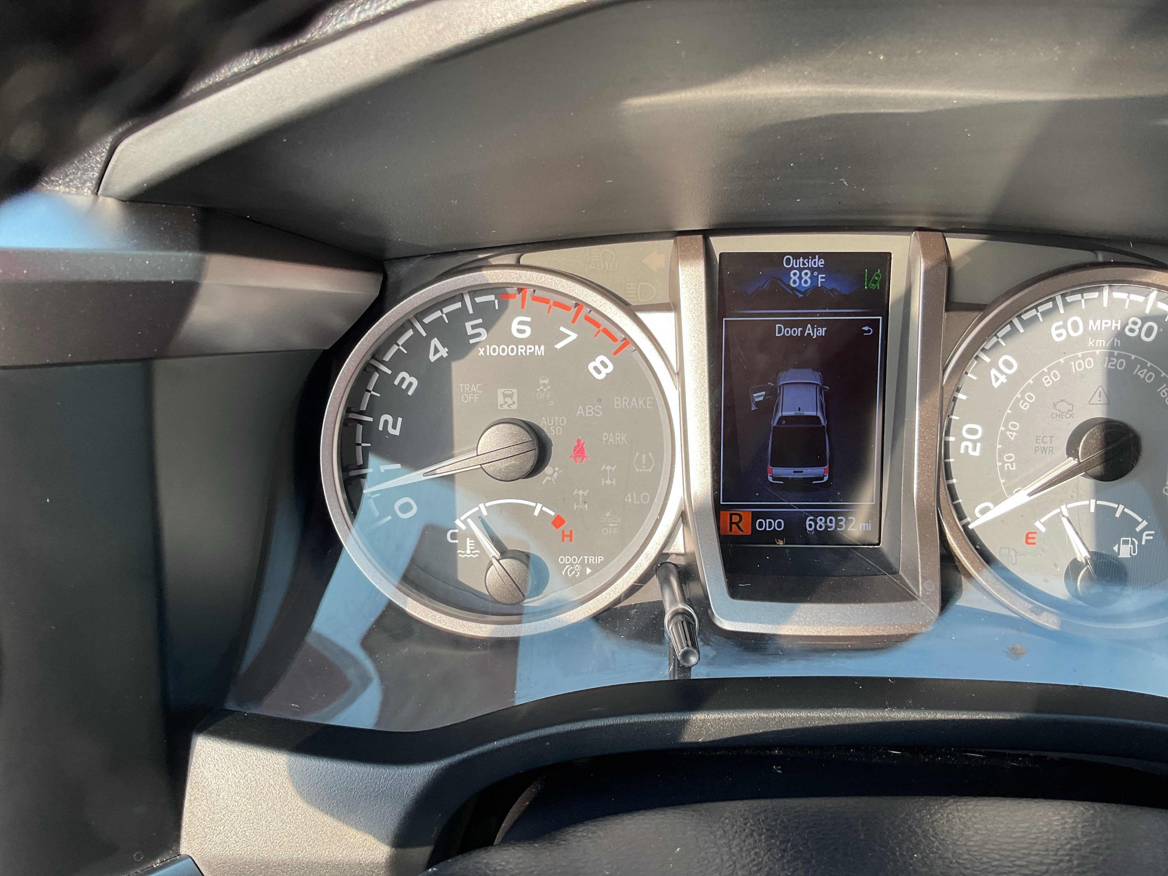 2022 Toyota Tacoma 2WD SR5