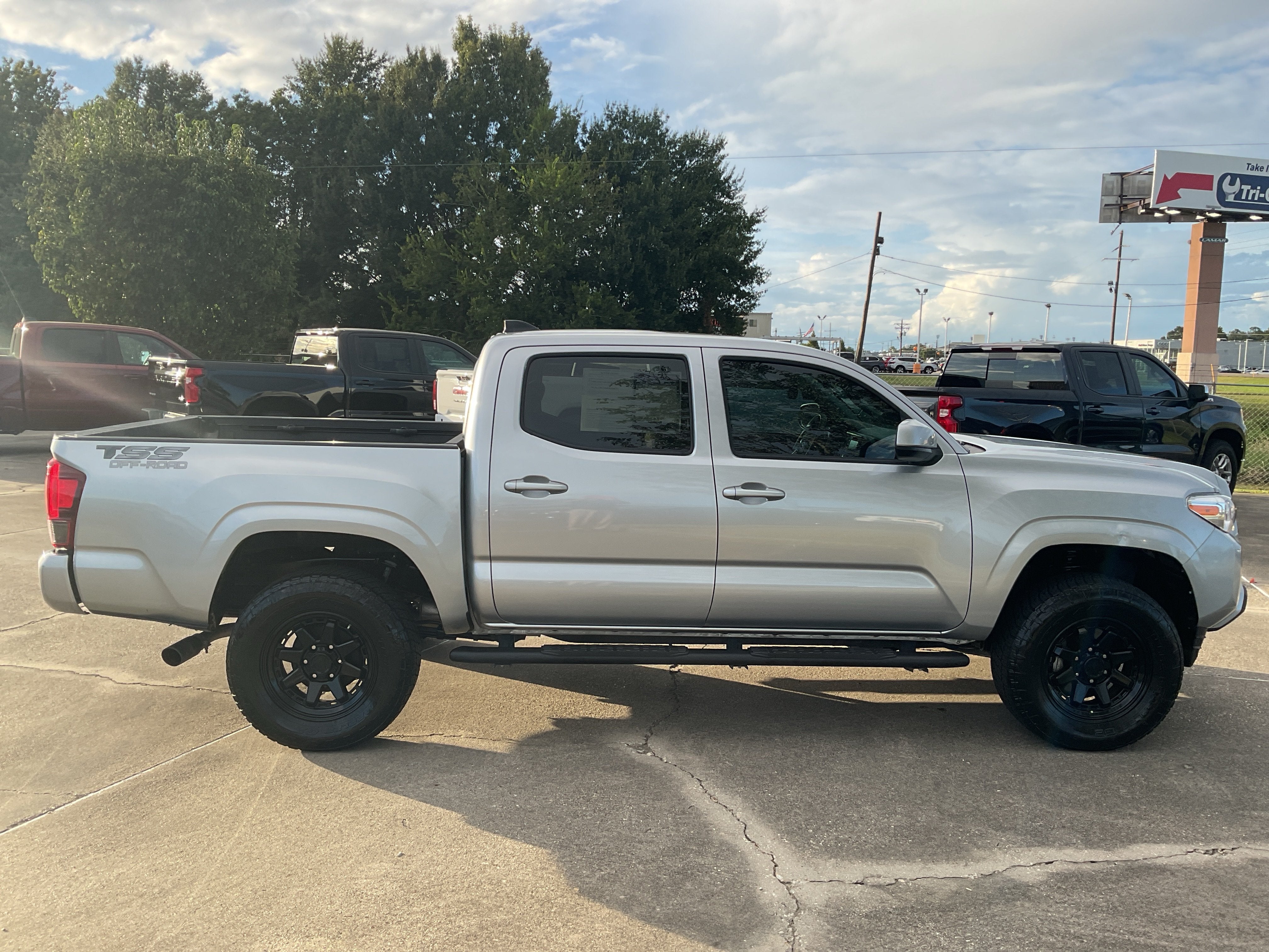2023 Toyota Tacoma 4WD SR