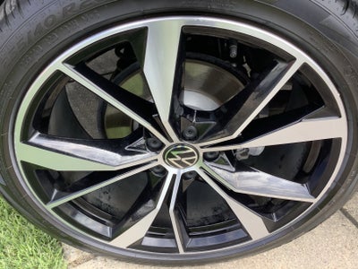 2022 Volkswagen Tiguan SEL R-Line
