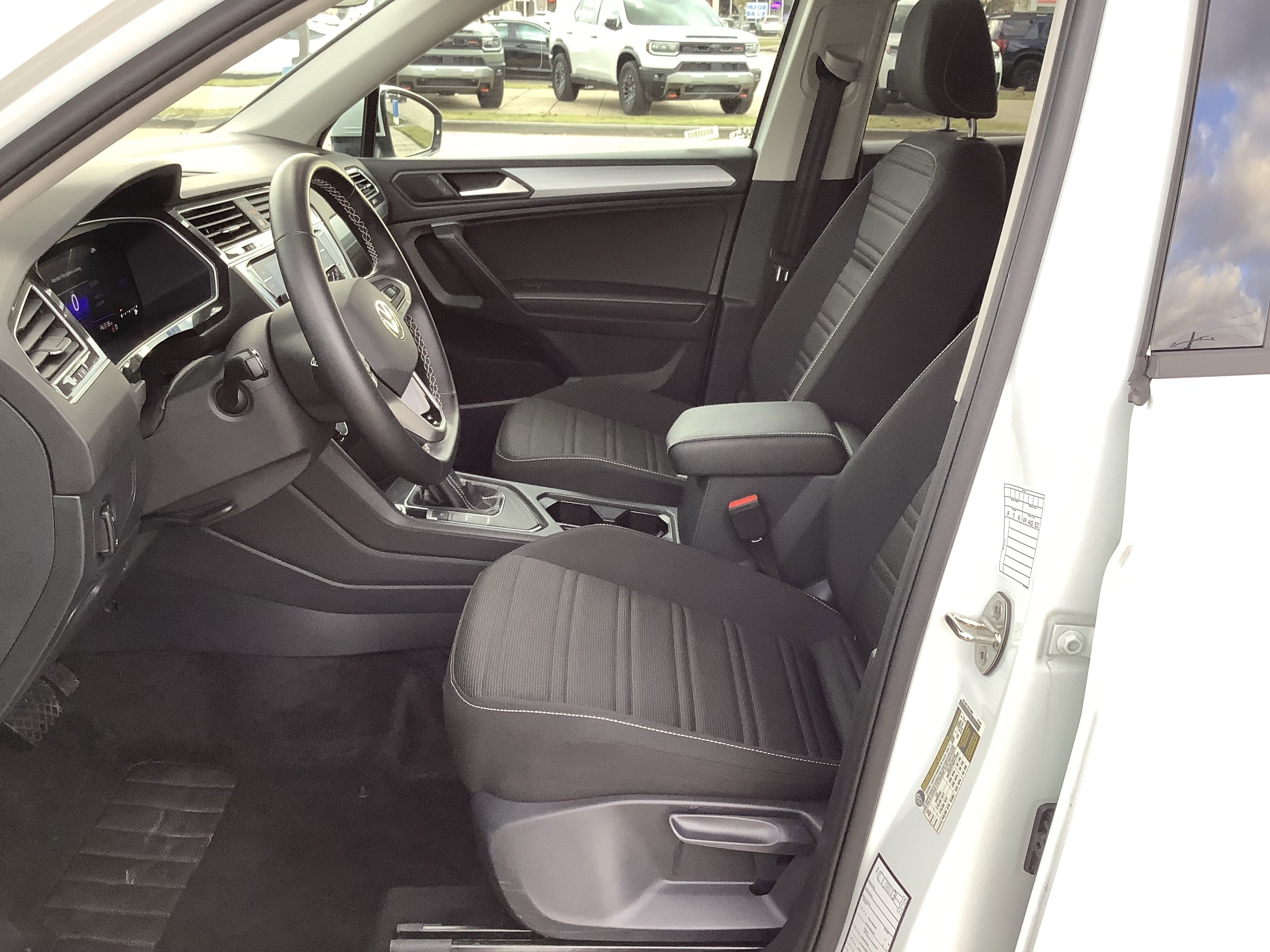 2024 Volkswagen Tiguan S