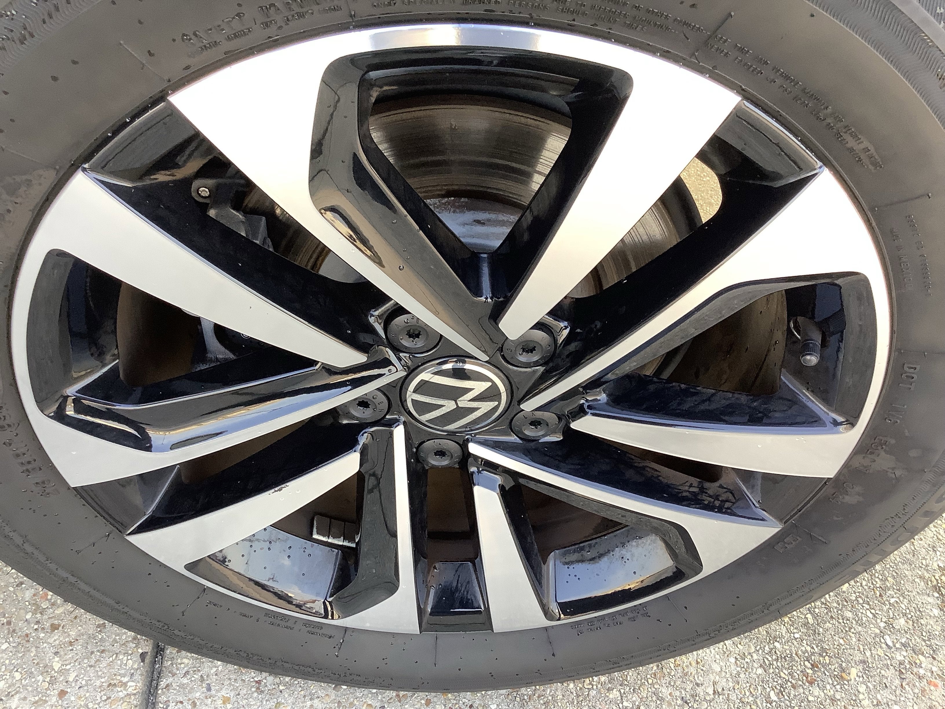 2024 Volkswagen Tiguan S