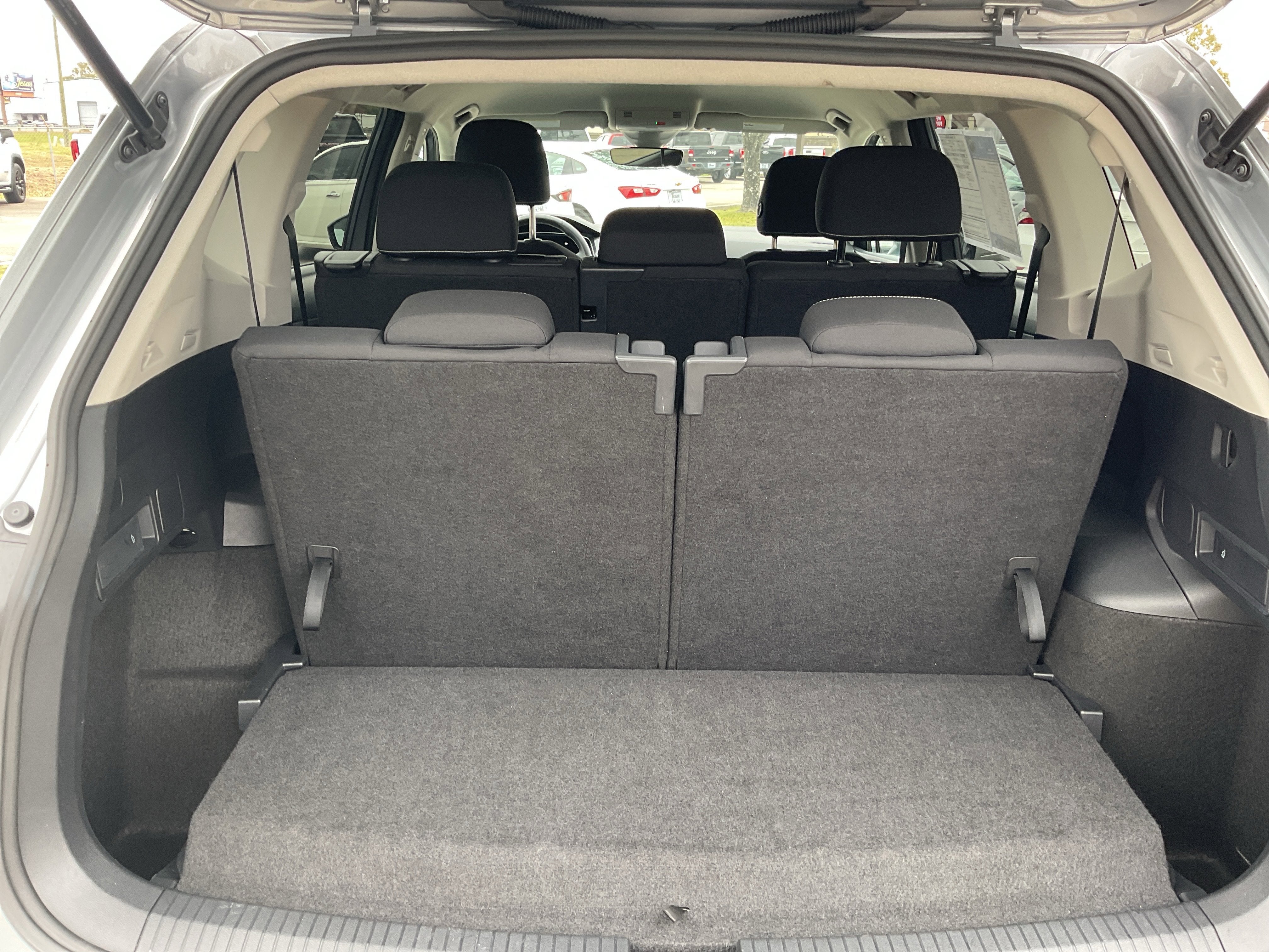 2024 Volkswagen Tiguan S