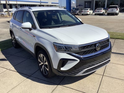 2024 Volkswagen Taos SE