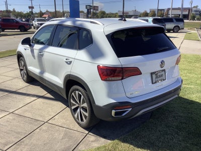 2024 Volkswagen Taos SE