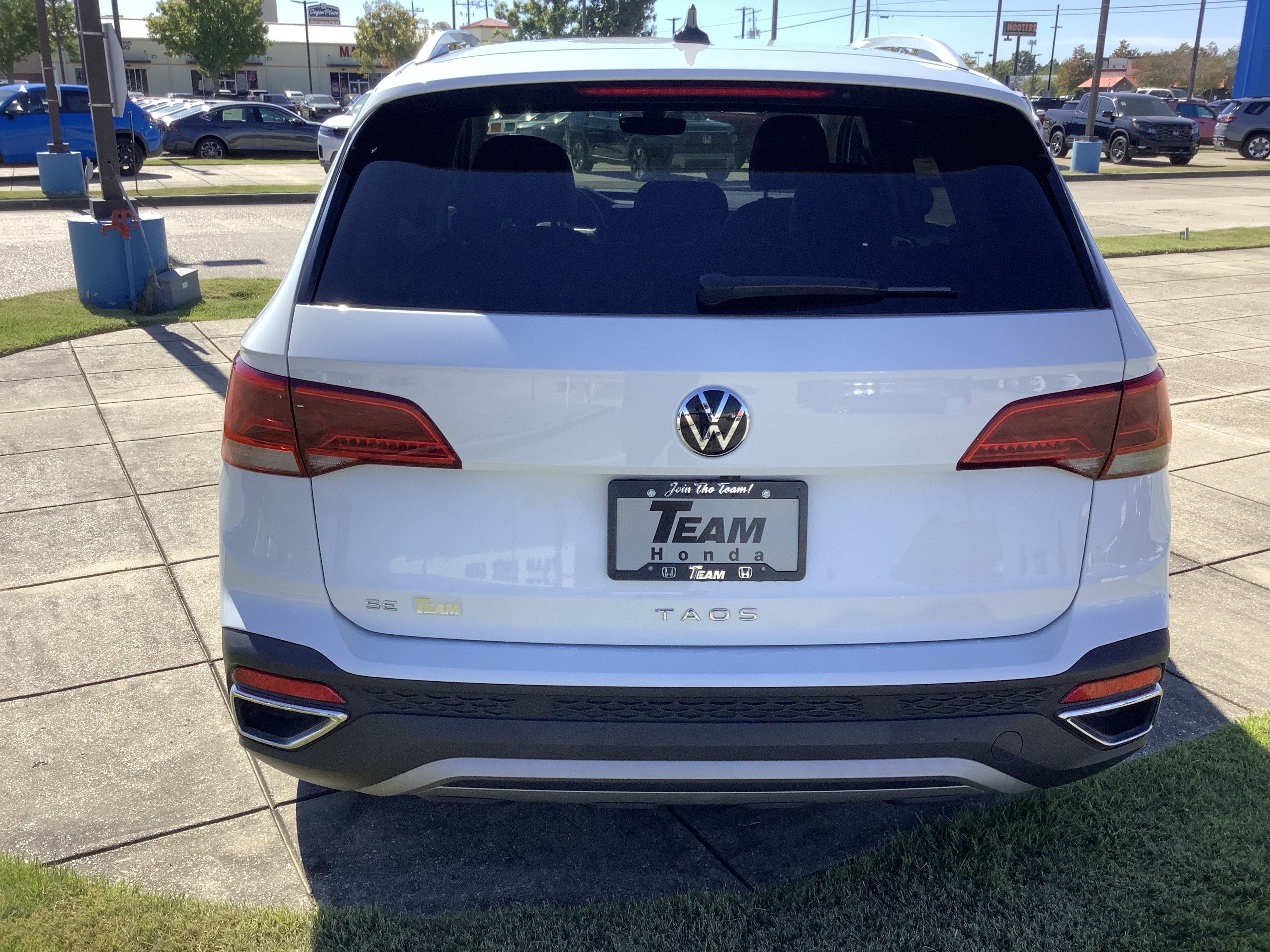 2024 Volkswagen Taos SE