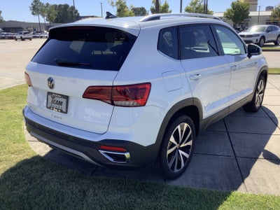 2024 Volkswagen Taos SE