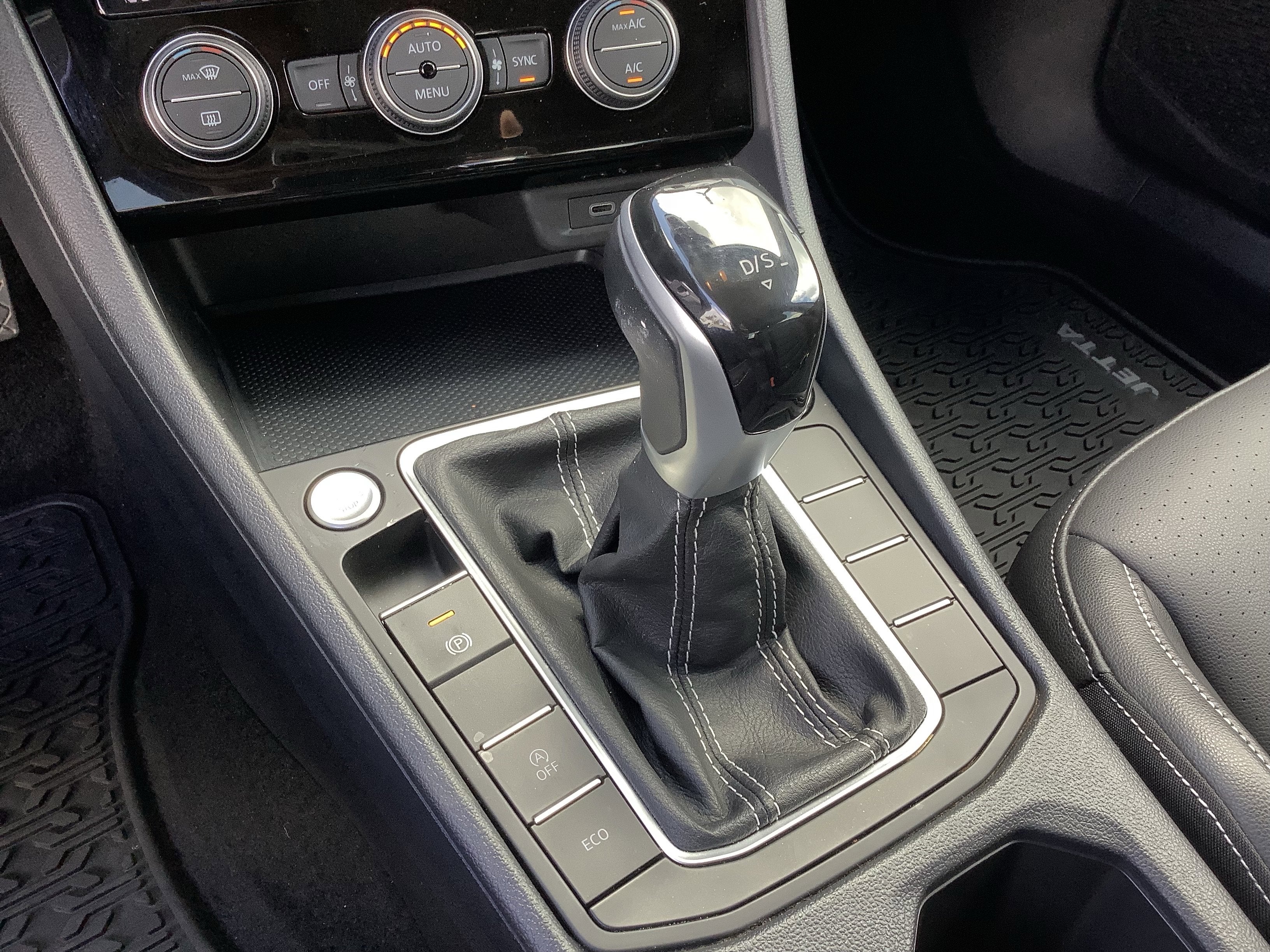 2022 Volkswagen Jetta SE