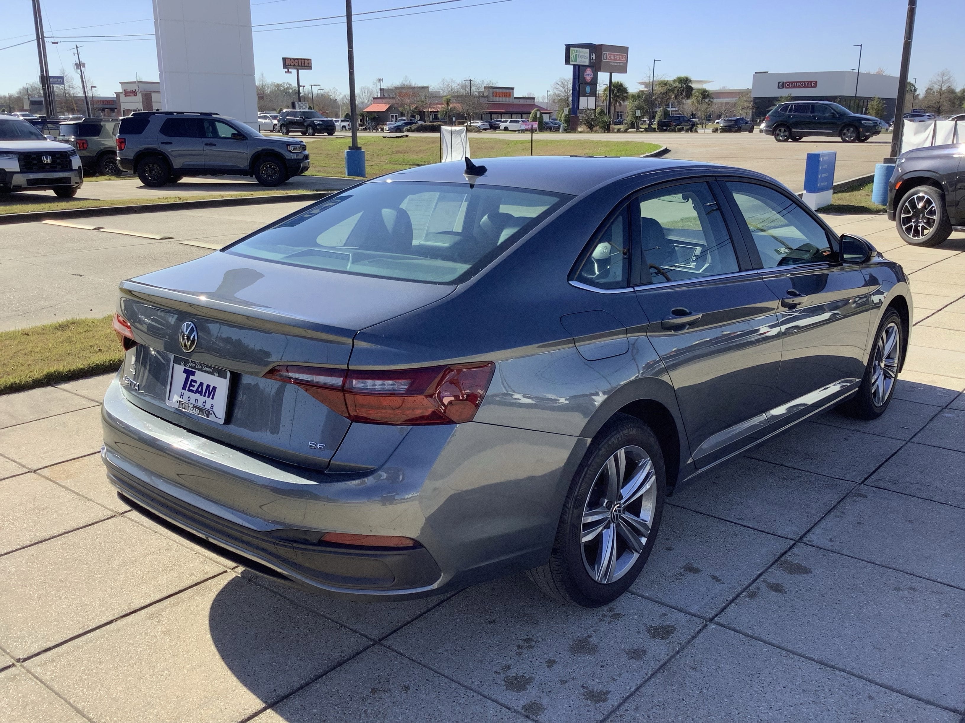 2024 Volkswagen Jetta SE