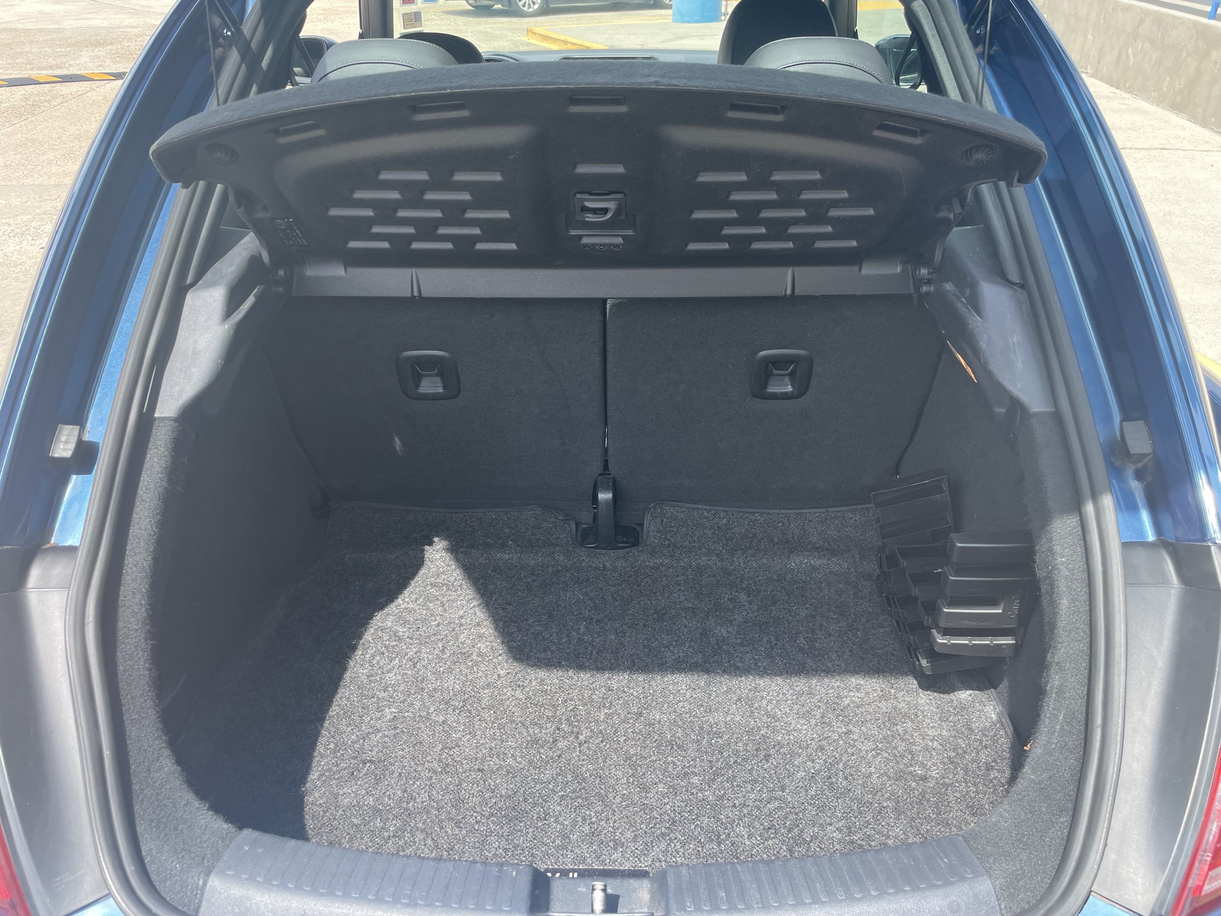 2018 Volkswagen Beetle Coast