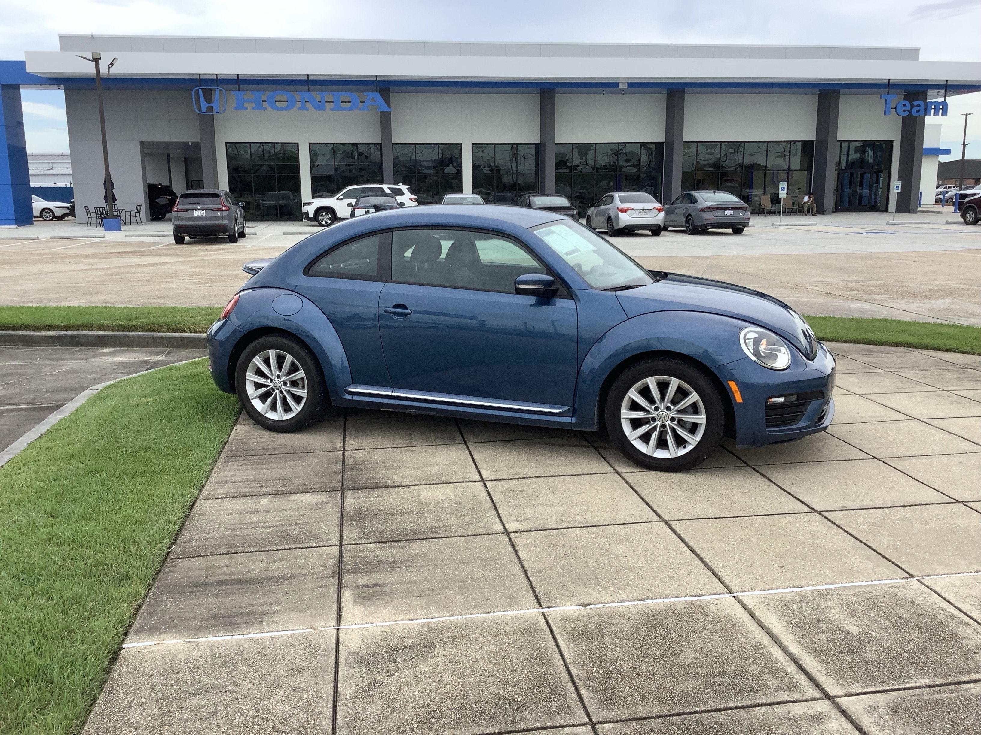 2018 Volkswagen Beetle Coast