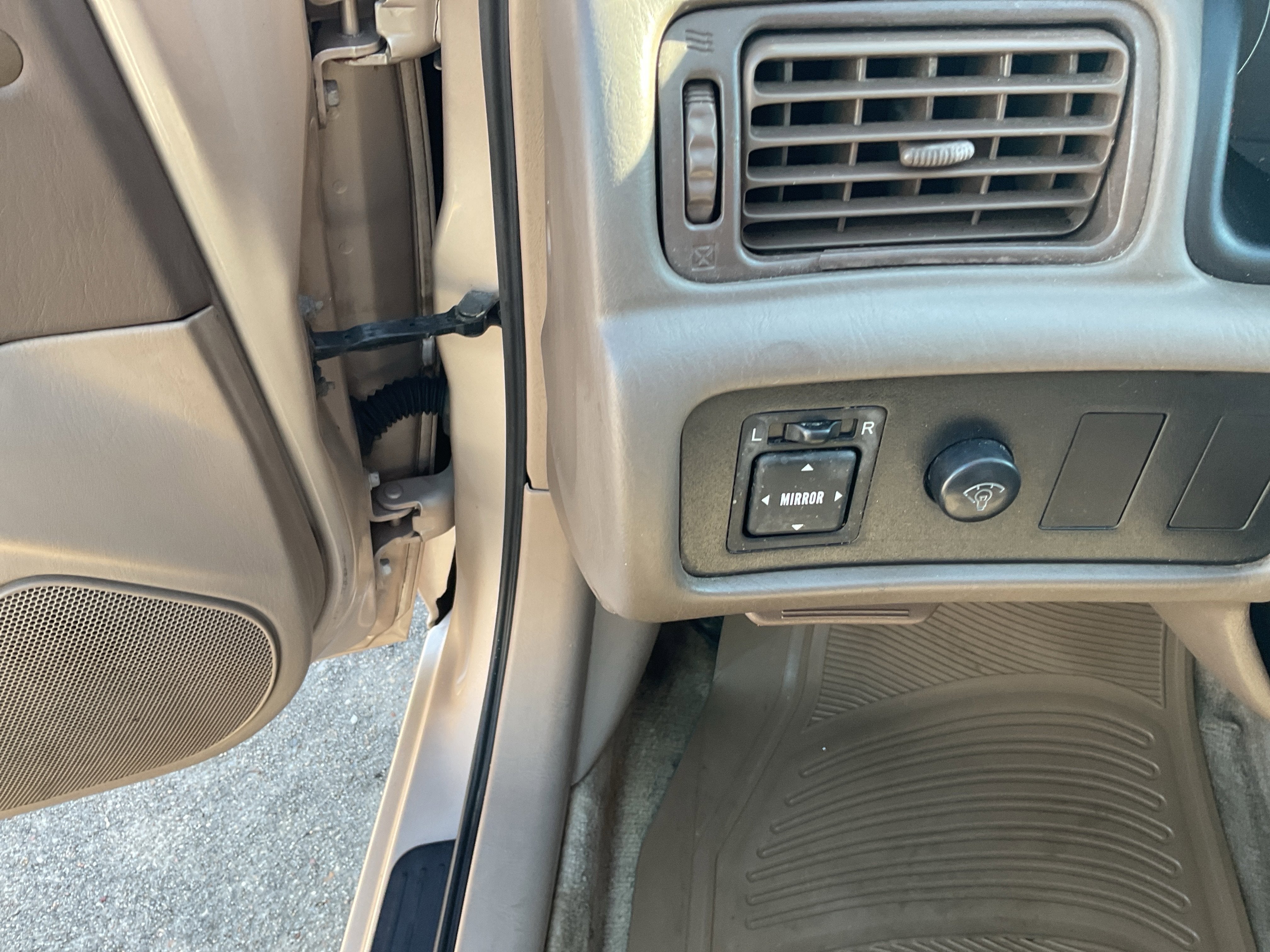 2001 Toyota Camry LE