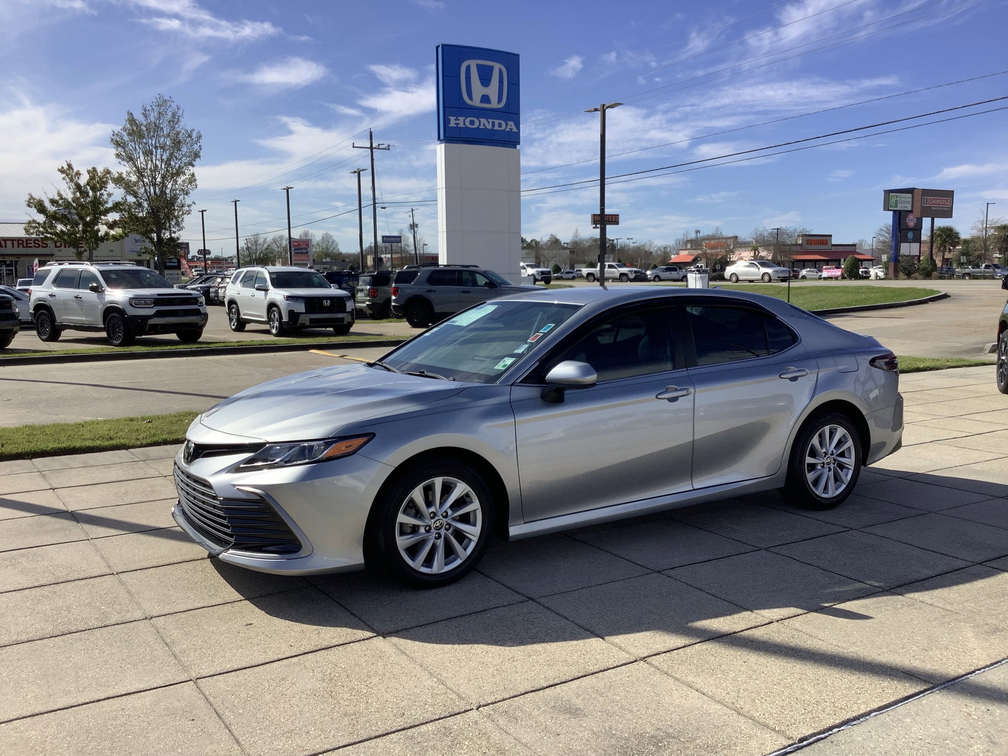 2023 Toyota Camry LE
