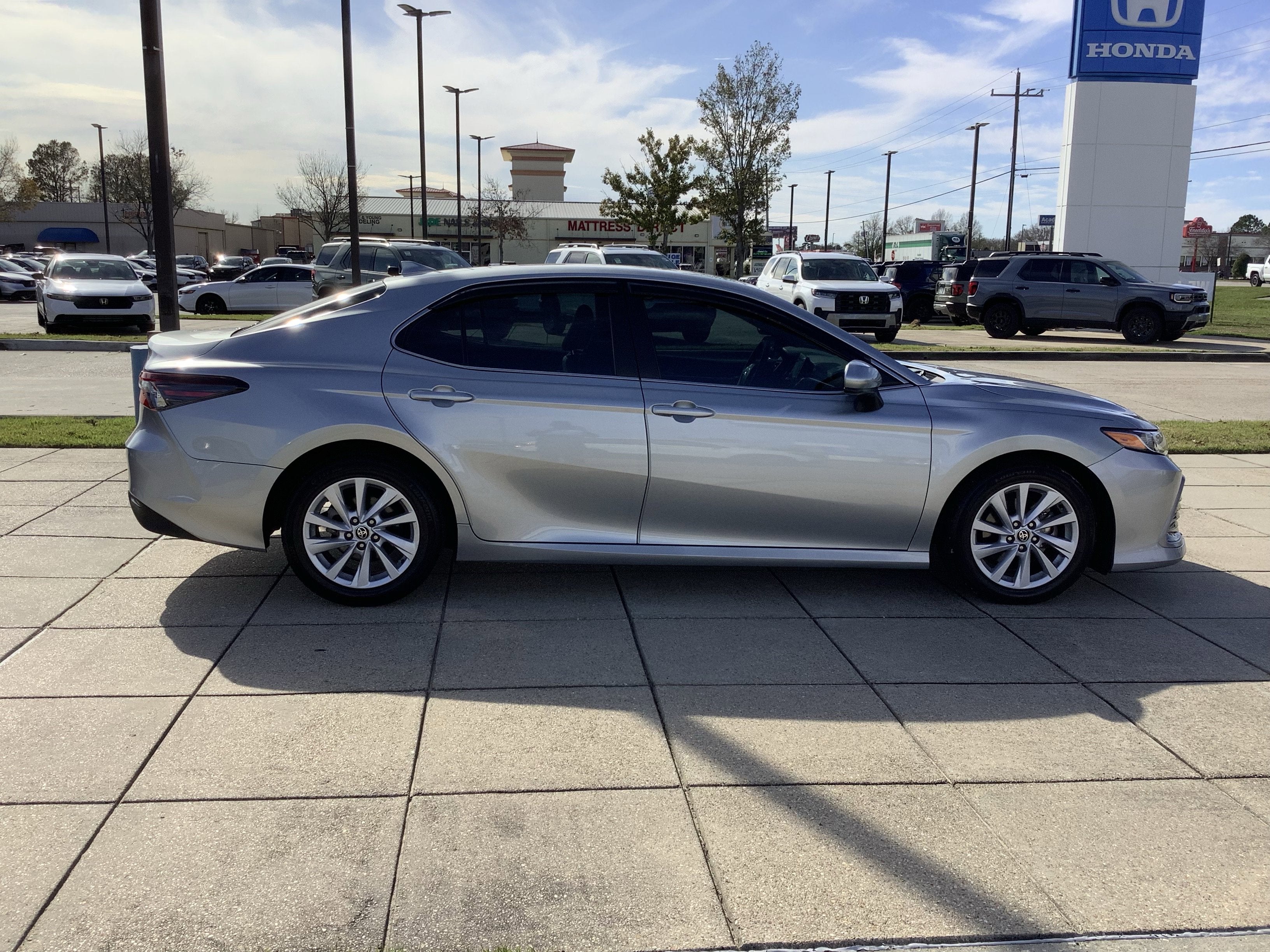 2023 Toyota Camry LE
