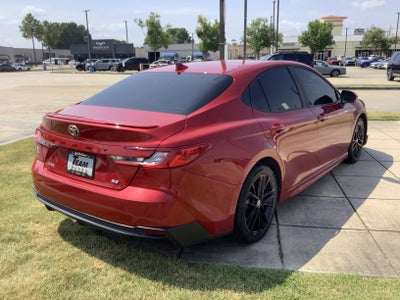 2025 Toyota Camry SE