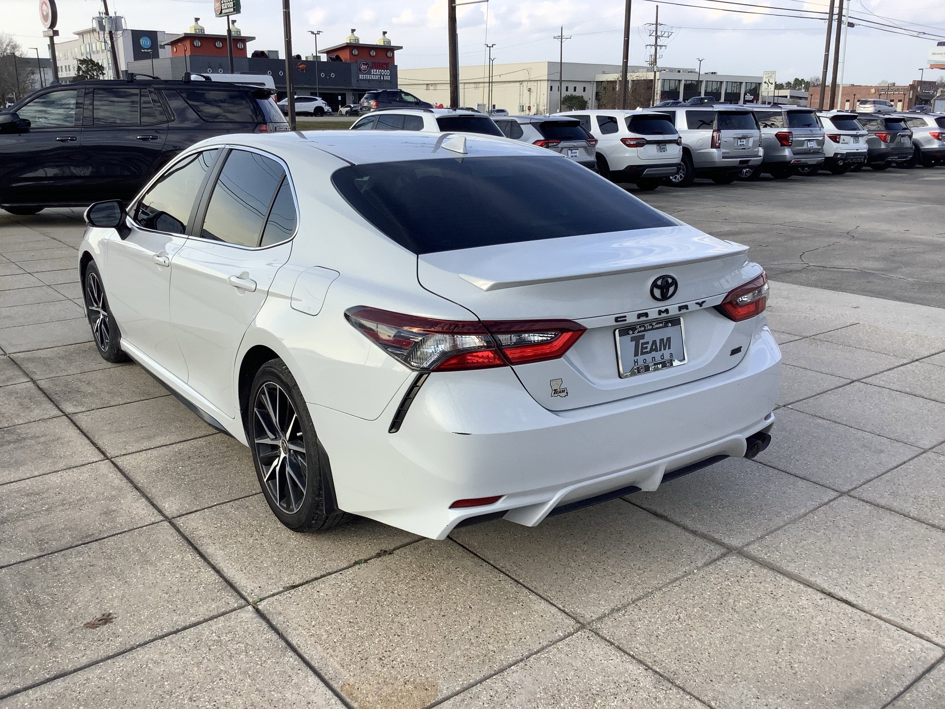 2023 Toyota Camry SE
