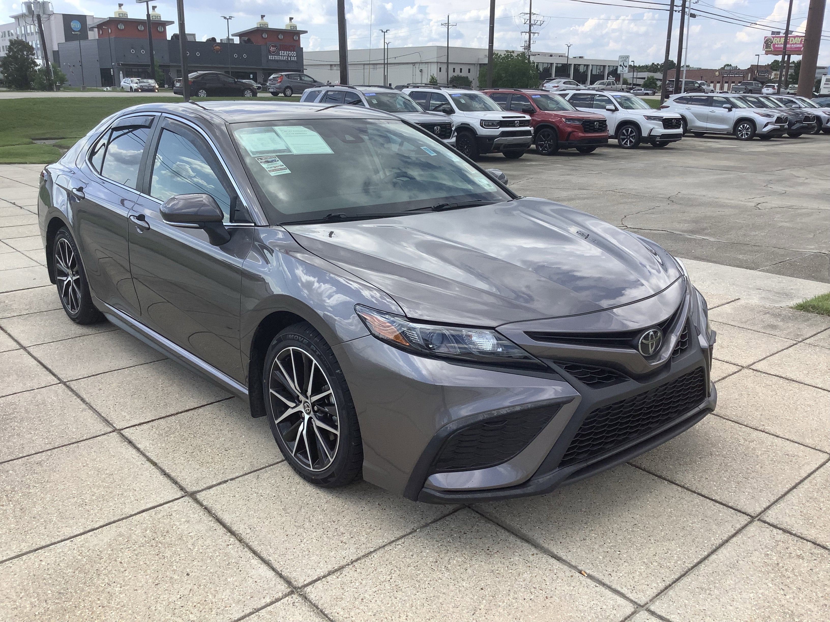 2024 Toyota Camry SE