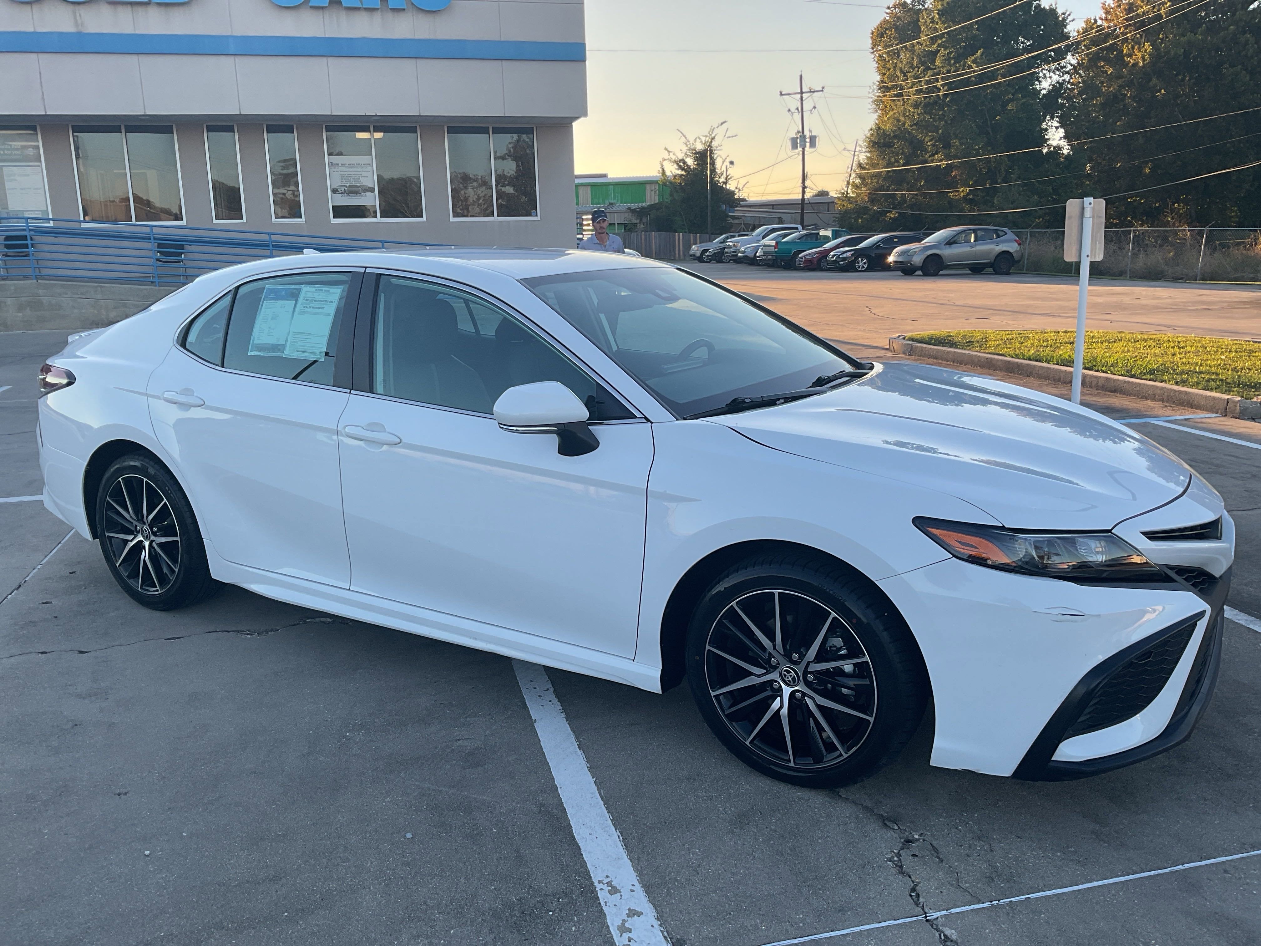 2024 Toyota Camry SE