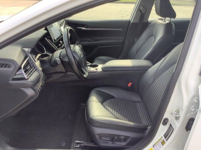 2024 Toyota Camry Hybrid SE