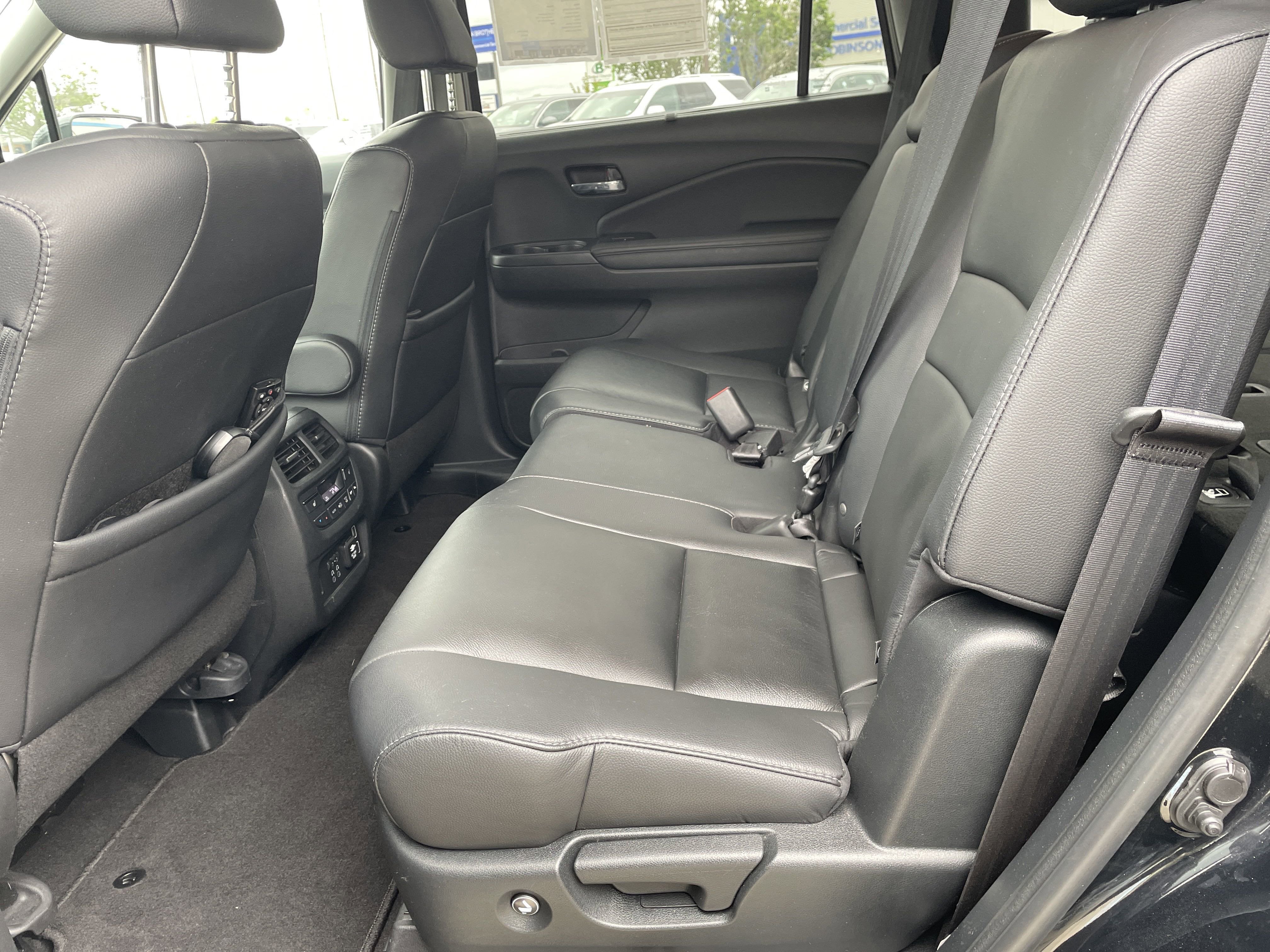 2021 Honda Pilot Touring 8-Passenger